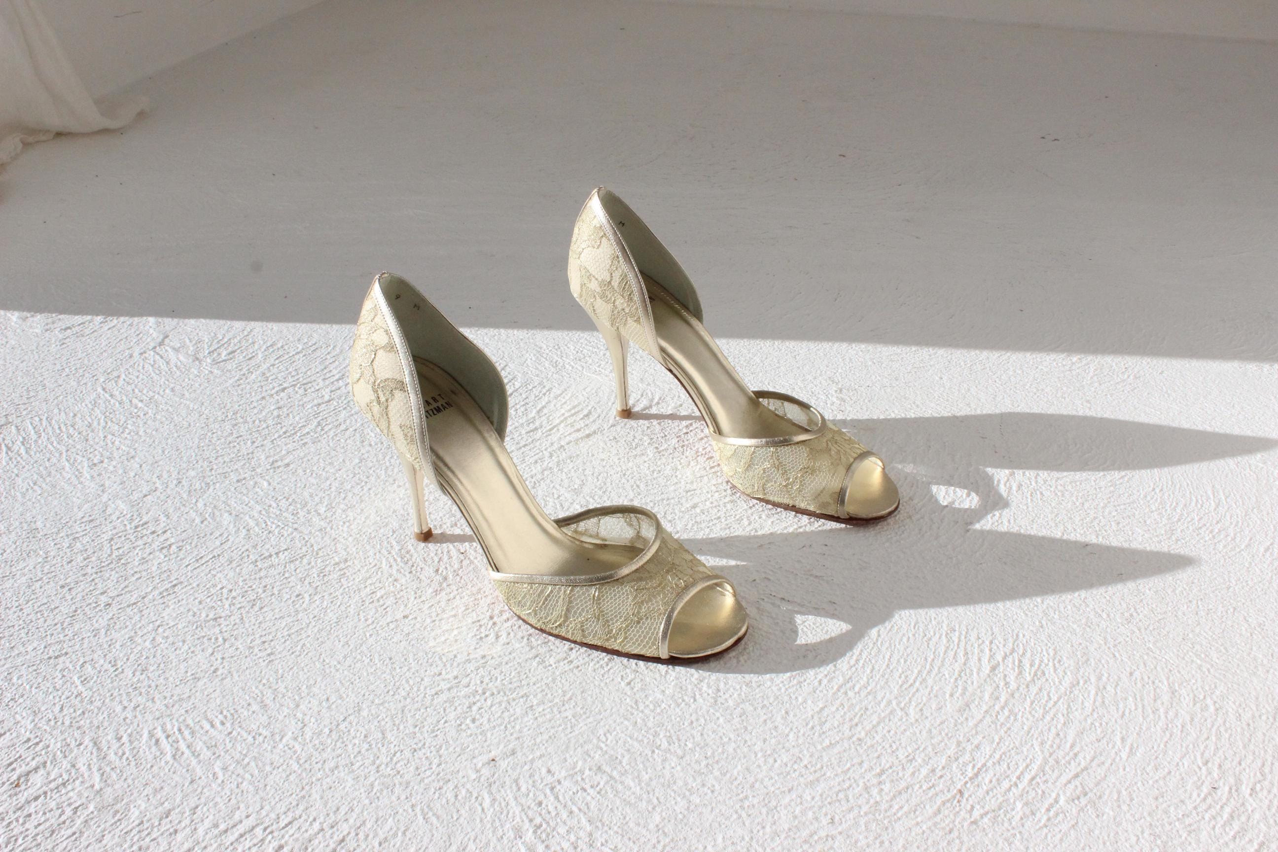 2000s Stuart Weitzman Gold Lace Peep Toe Heels - Euro 40