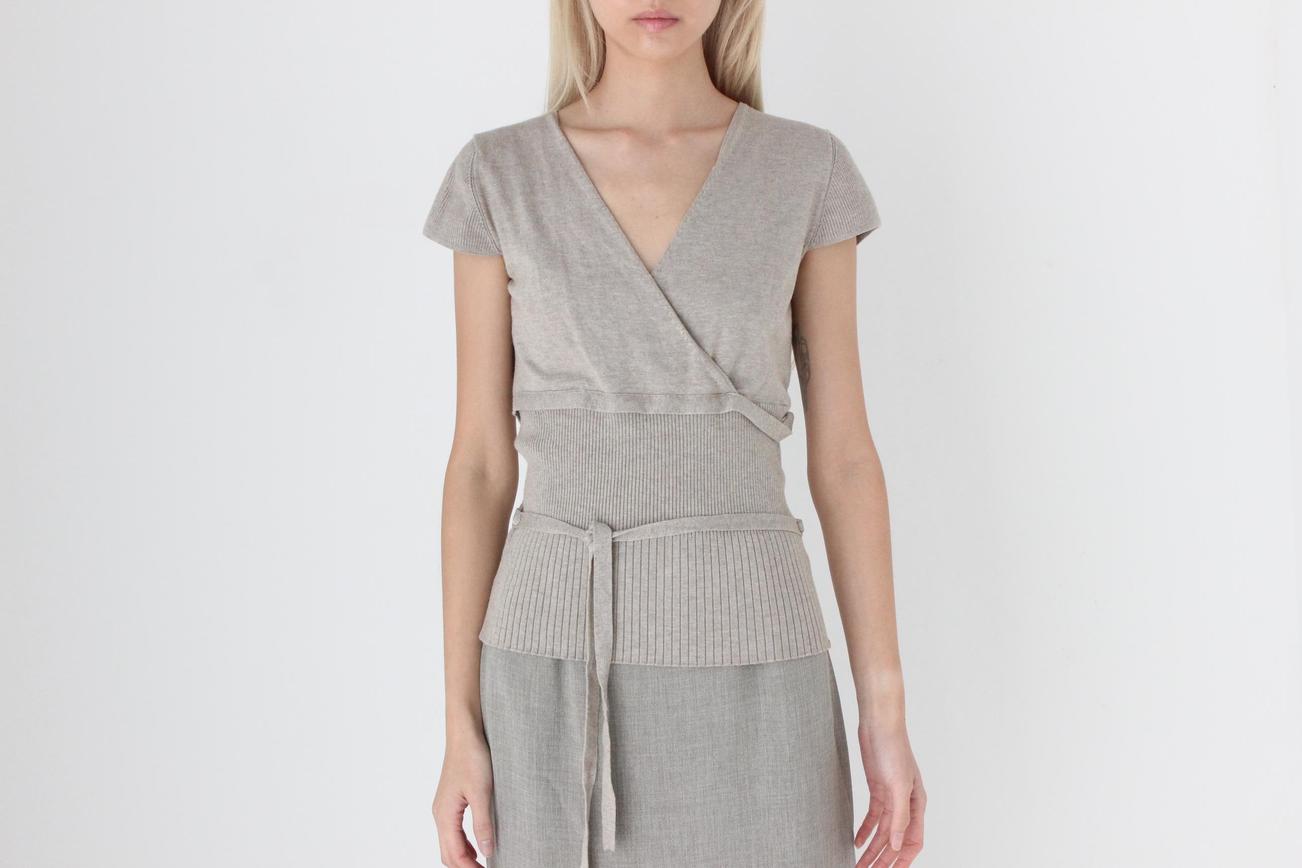 FUTURISM Y2K Neutral Plunge Neck Stretch Fitted Top