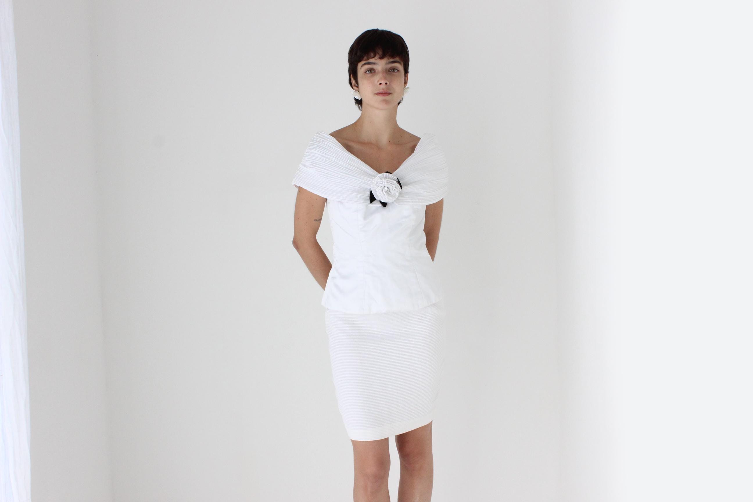 80s Vicky Tiel Couture (Paris) Ivory Mini Skirt