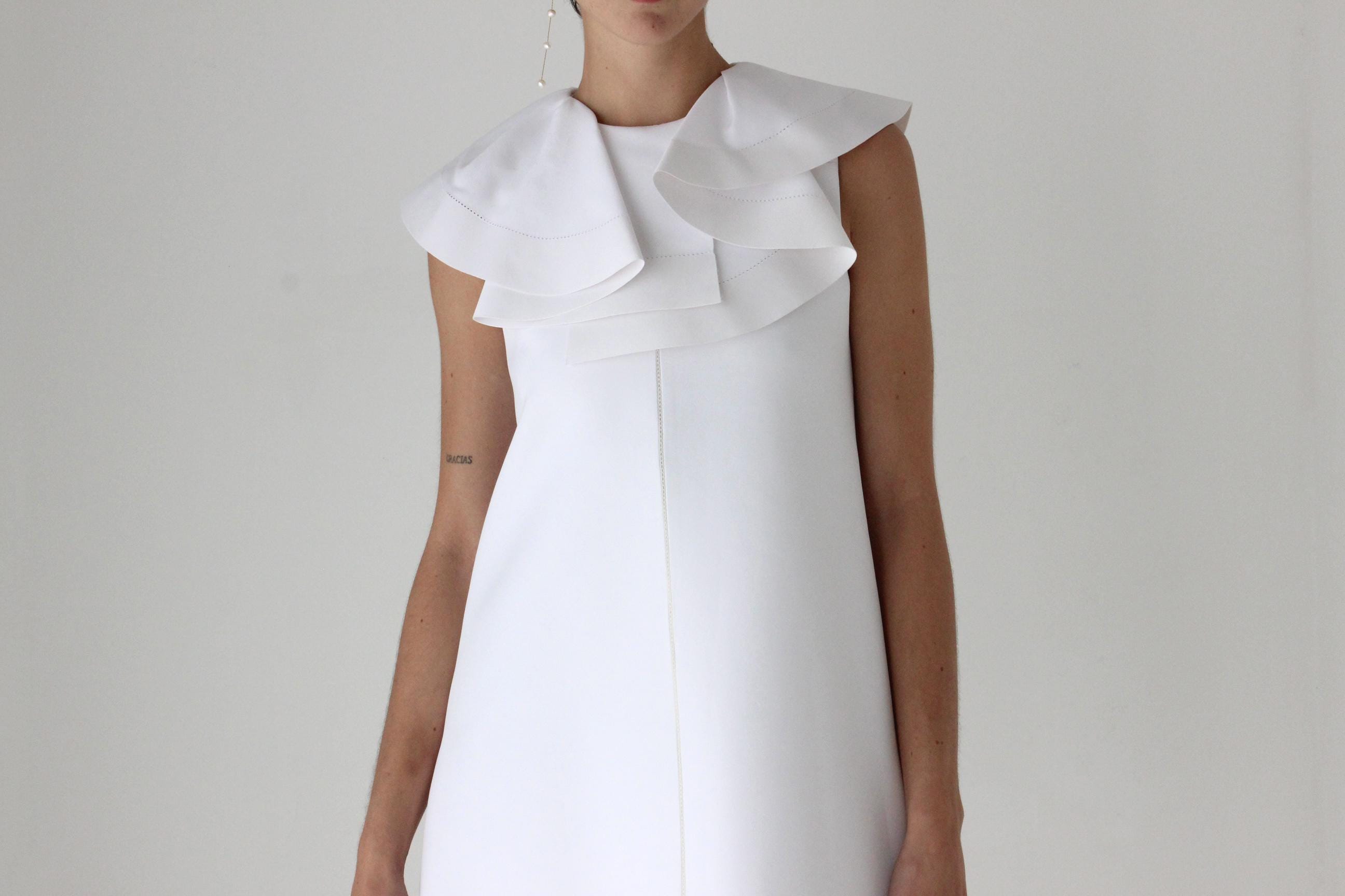 Spring 2013 Chloé Sculptural A Line Lantern Dress w/ Ruffle Collar