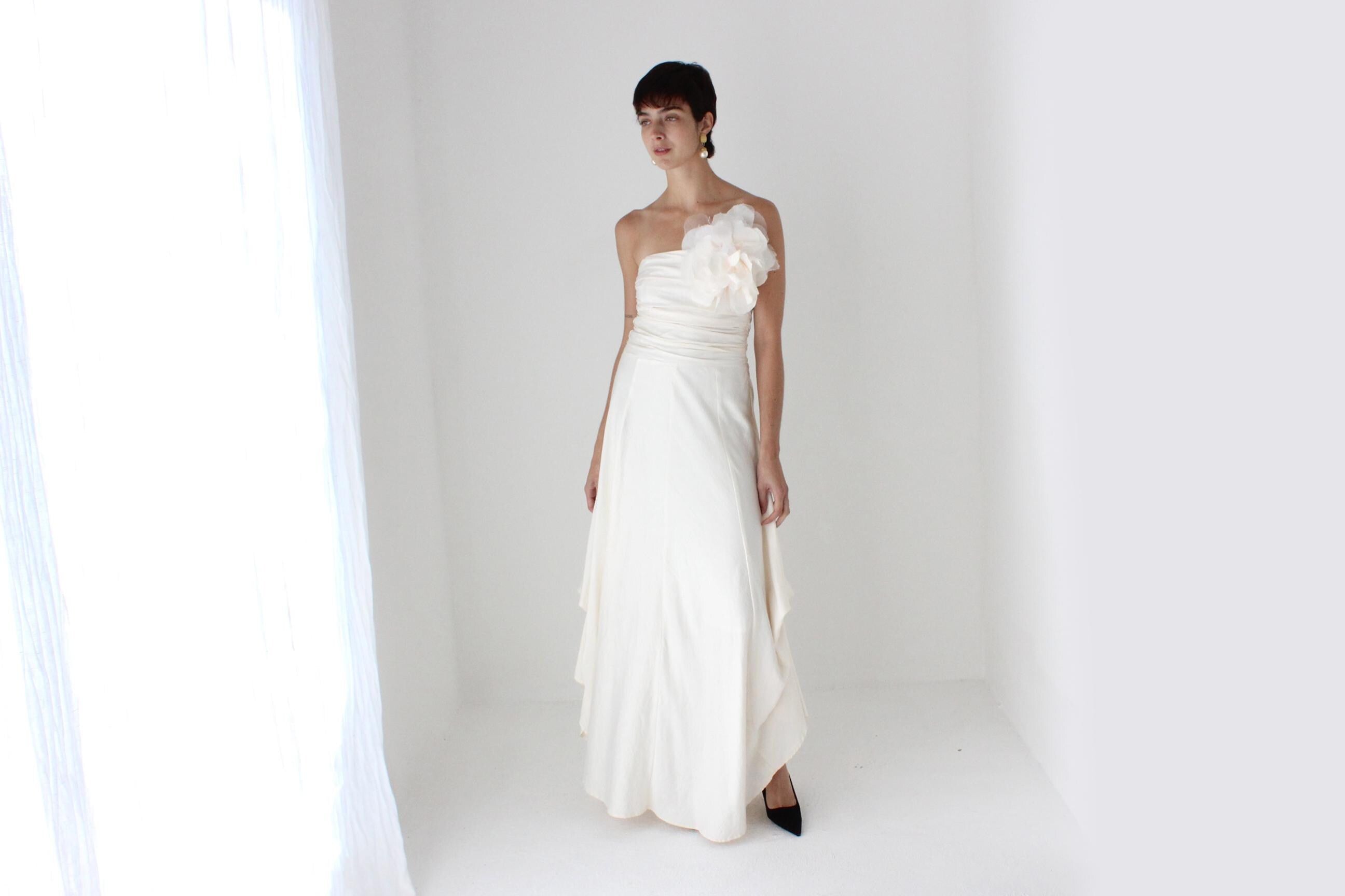 Y2K Strapless Dress w/ Oversized 3D Statement Rosette Flower