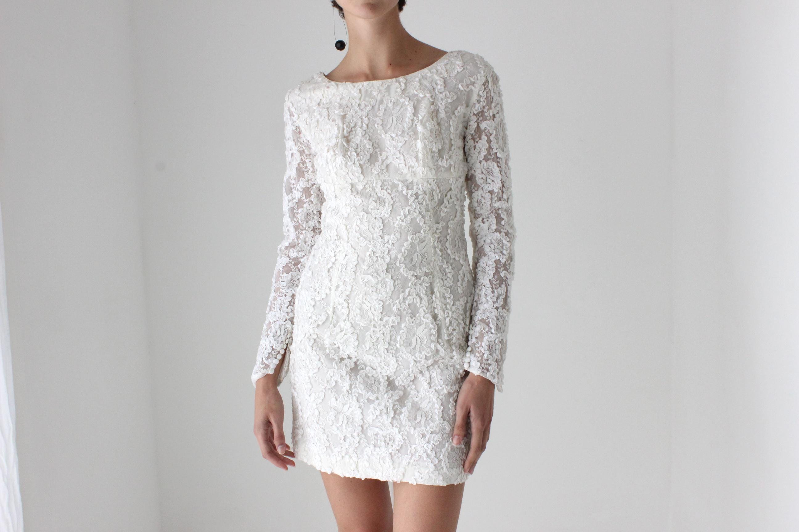 60s Lace Fitted Long Sleeve Mini w/ Bow