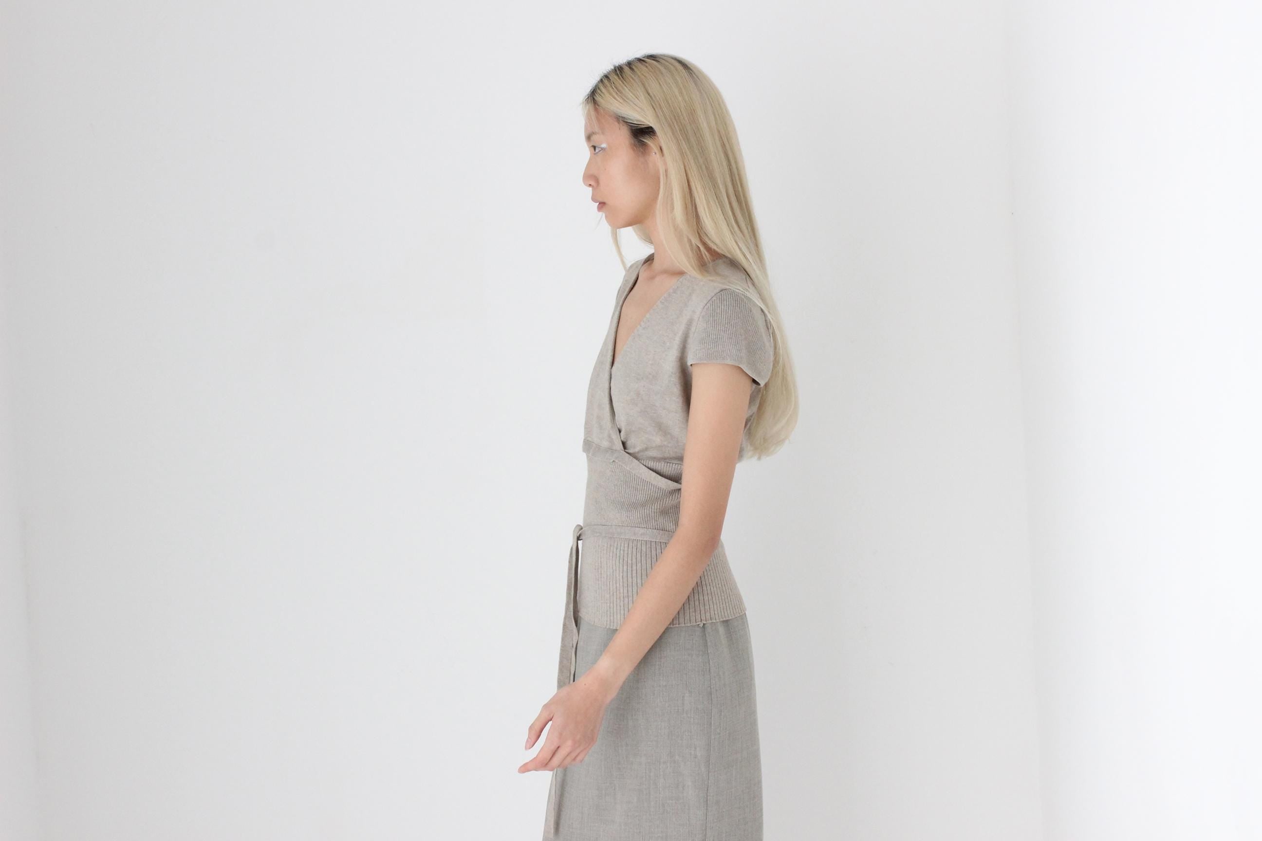 FUTURISM Y2K Neutral Plunge Neck Stretch Fitted Top