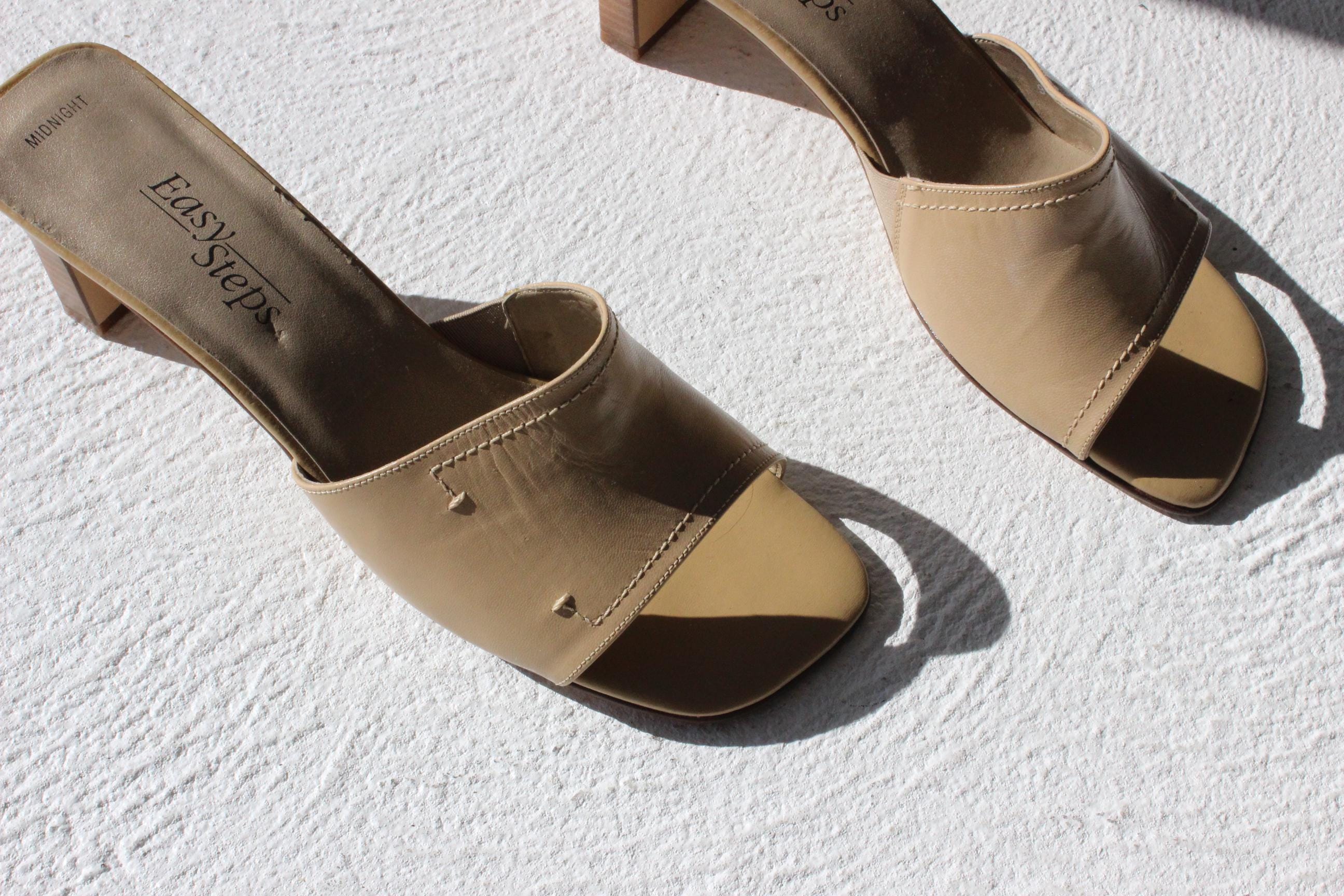 FUTURISM Neutral Y2K Leather Mules ~ Euro 39