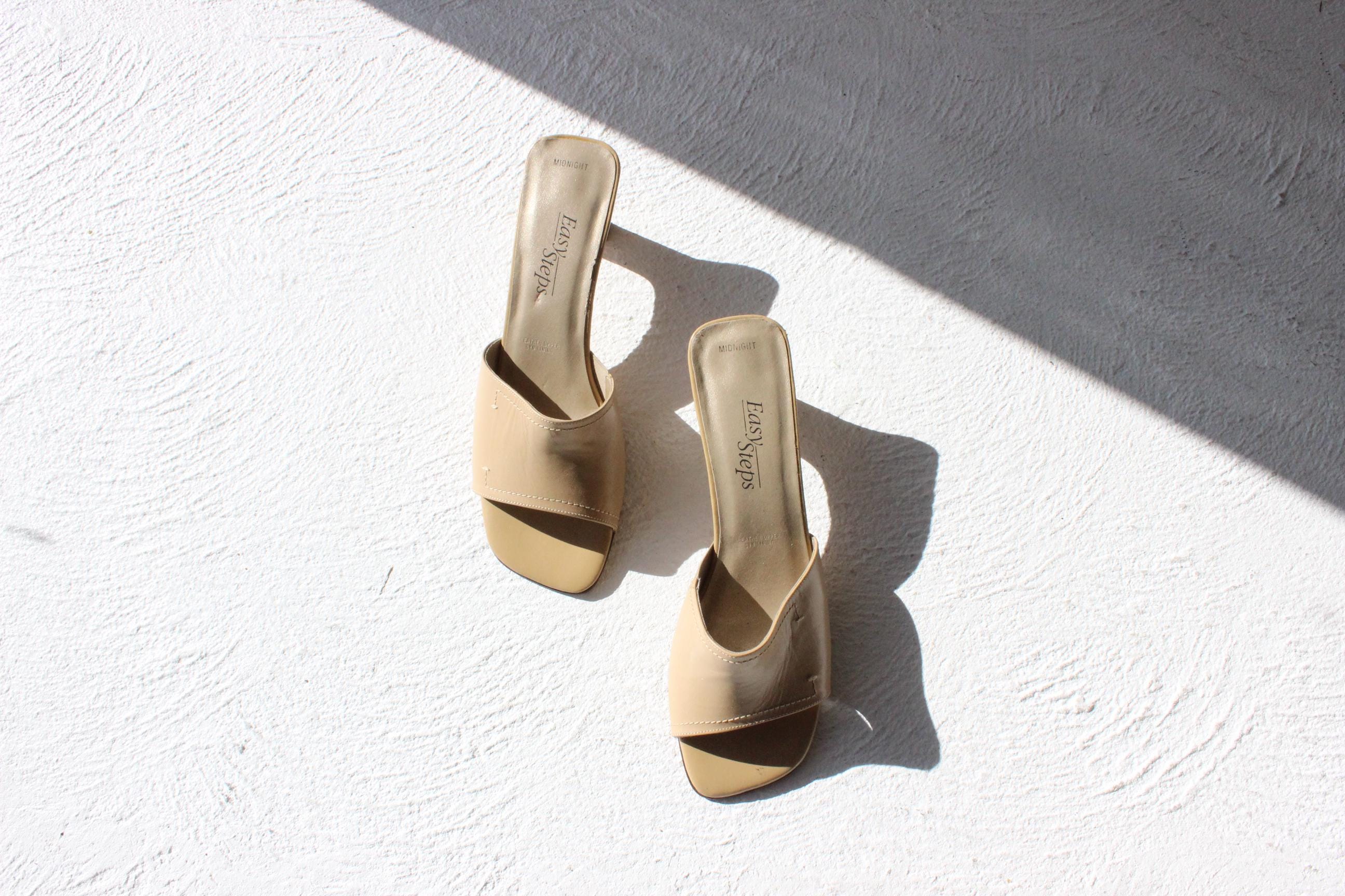 FUTURISM Neutral Y2K Leather Mules ~ Euro 39