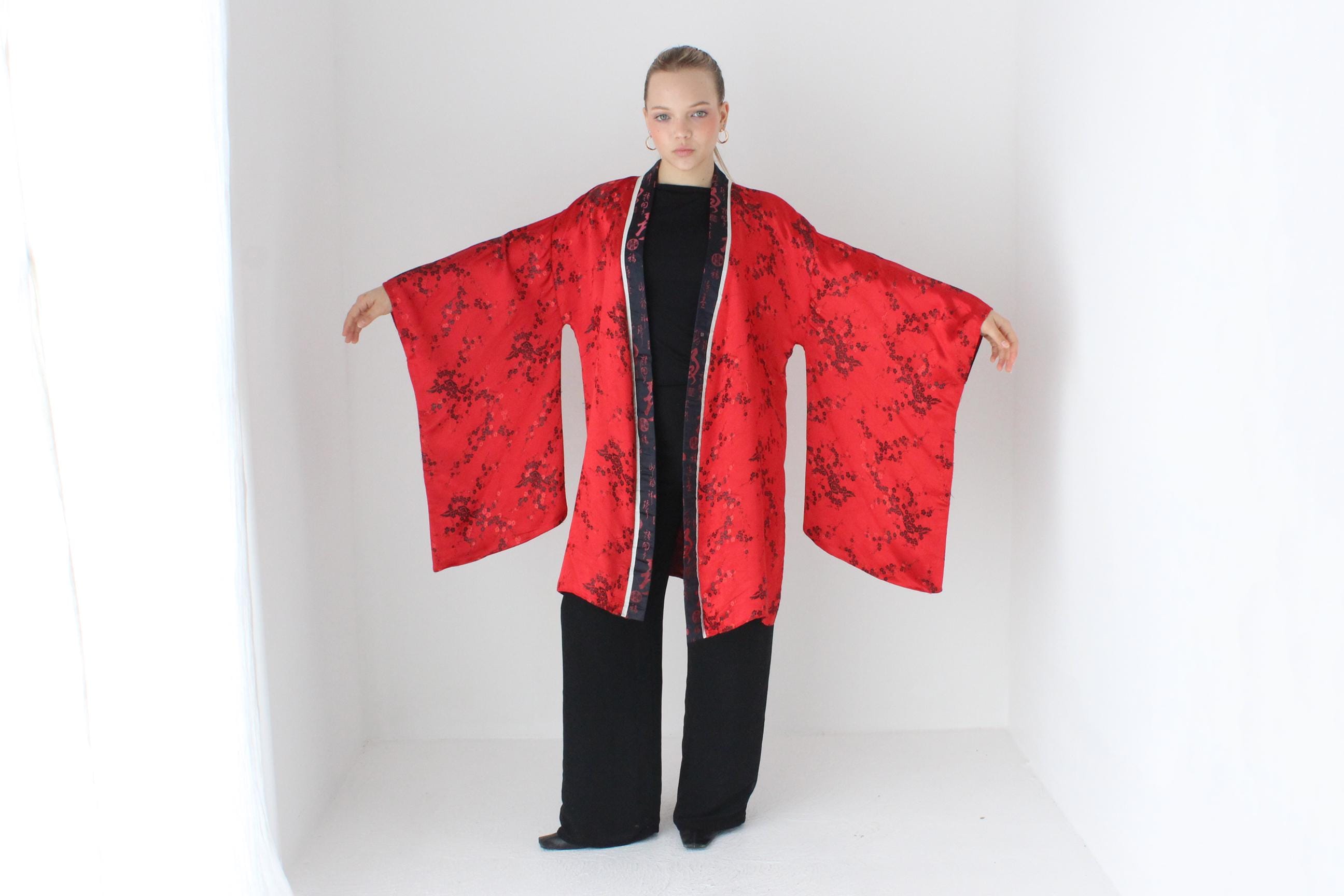 90s Pure Silk Sweeping [Weighted] Sleeve Robe