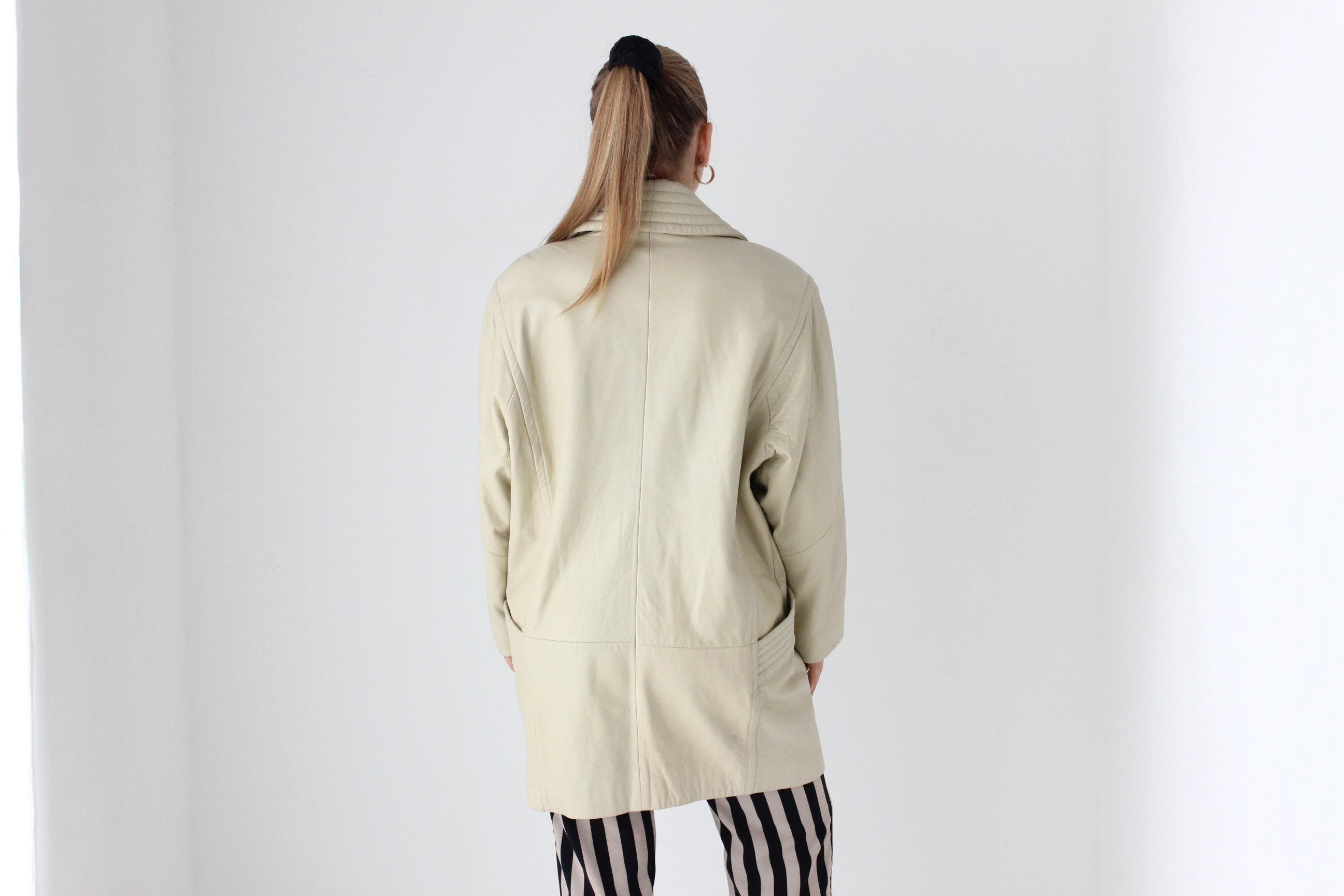 Chic 80s Leather Quilted Shawl Collar Ecru Coat by Maxima