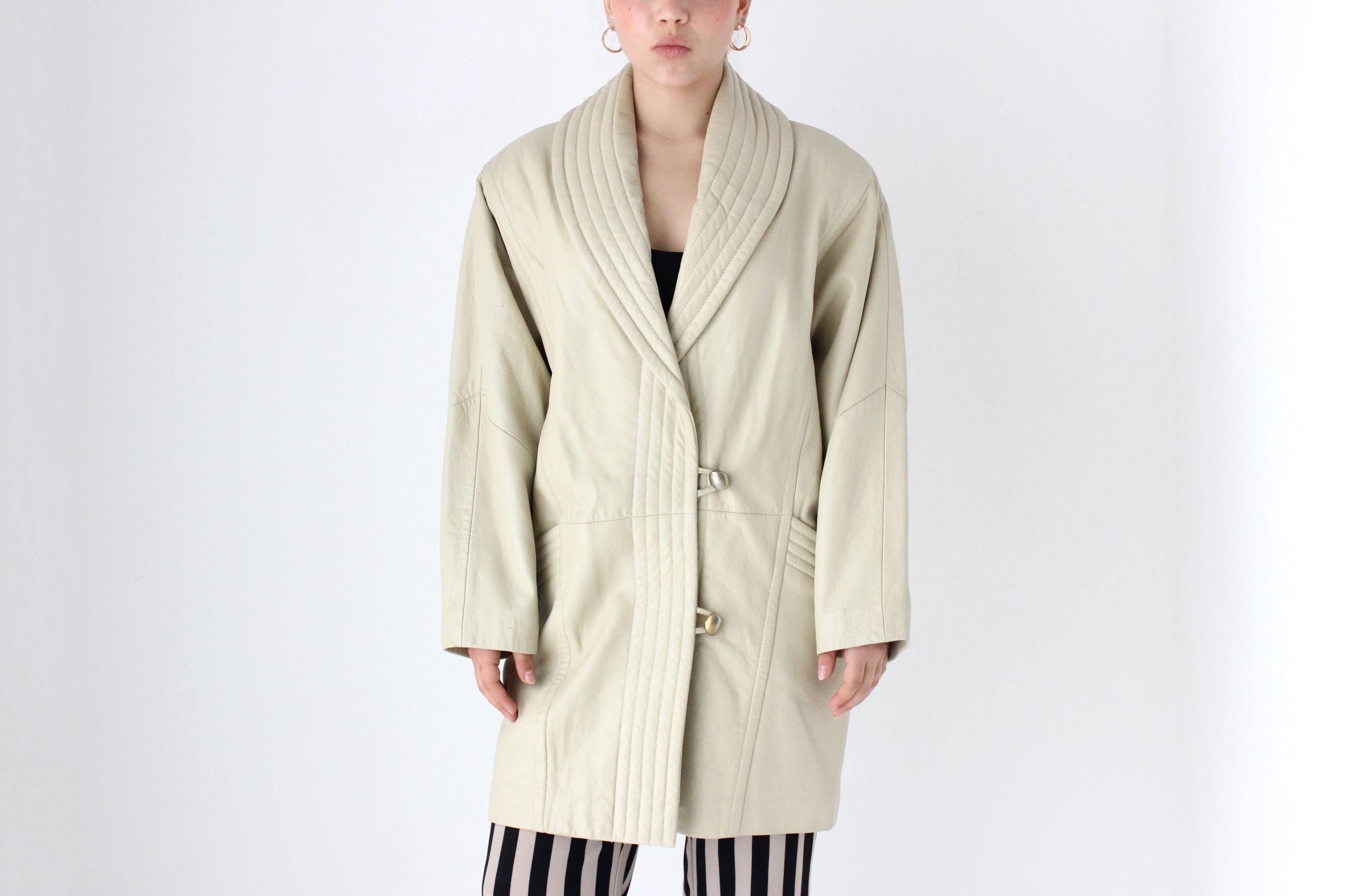 Chic 80s Leather Quilted Shawl Collar Ecru Coat by Maxima