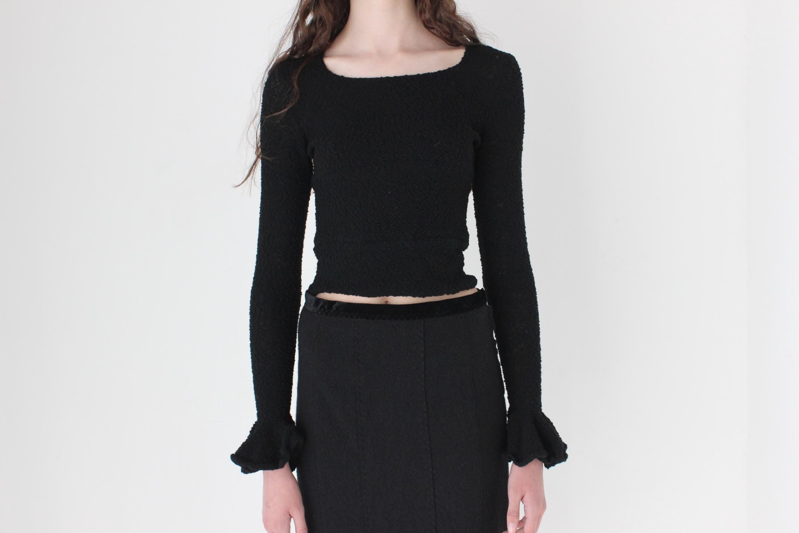 FRENCH COLLECTION 70s Stretch Boucle Knit Top w/ Ruffle Wrists