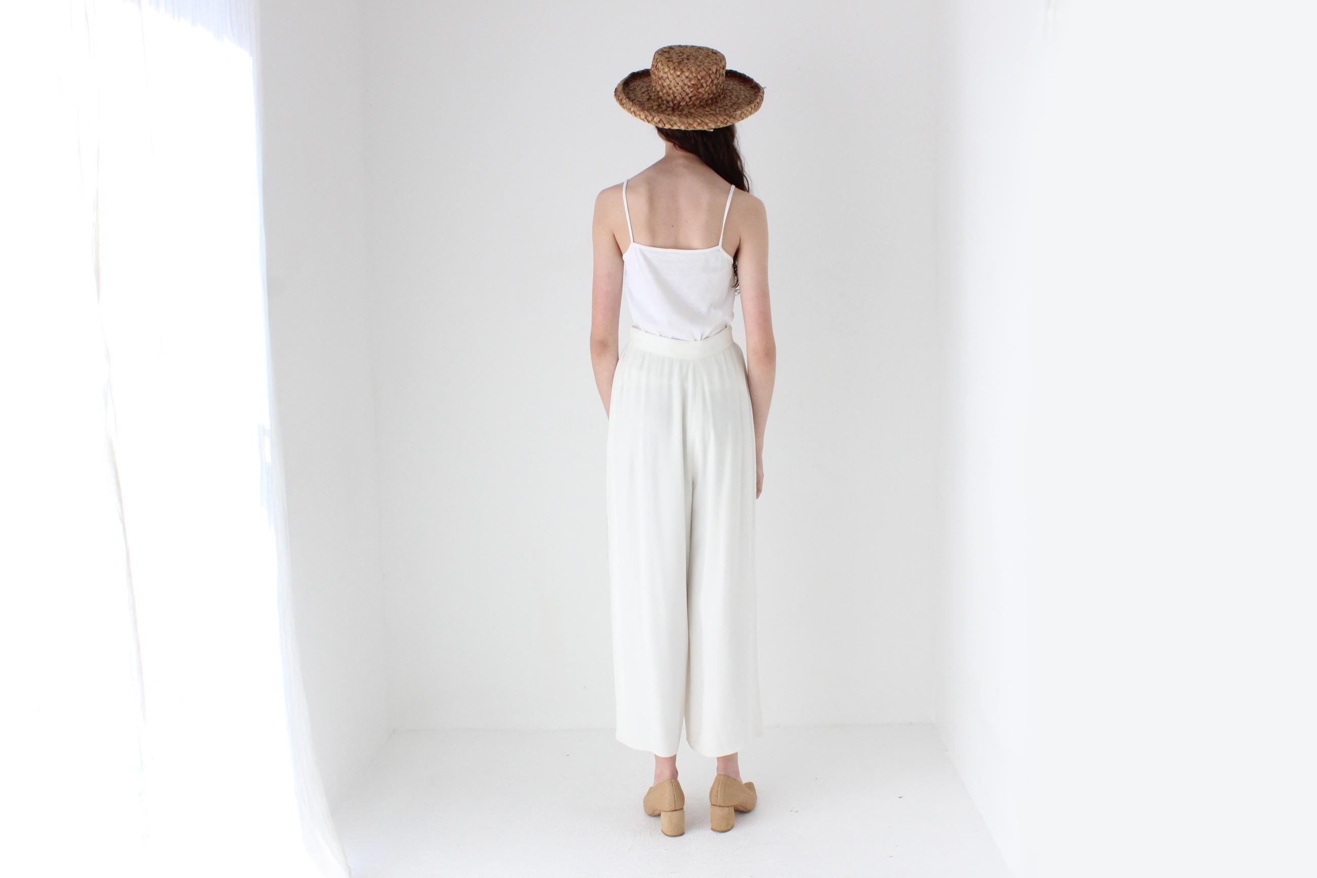 FRENCH COLLECTION 70s White Ribbed Cotton Tank w/ Lace Trim