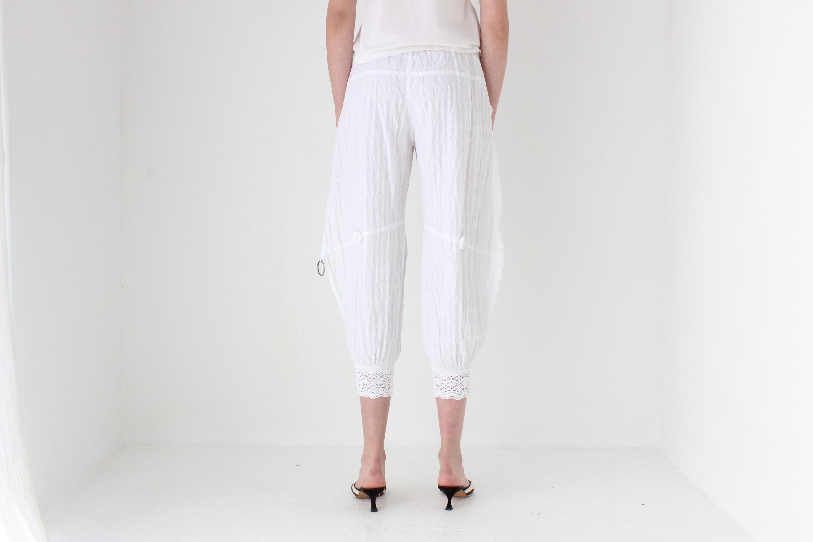 FRENCH COLLECTION Y2K Cotton Balloon Leg Pants w/ Macrame Trim & 3D Flowers