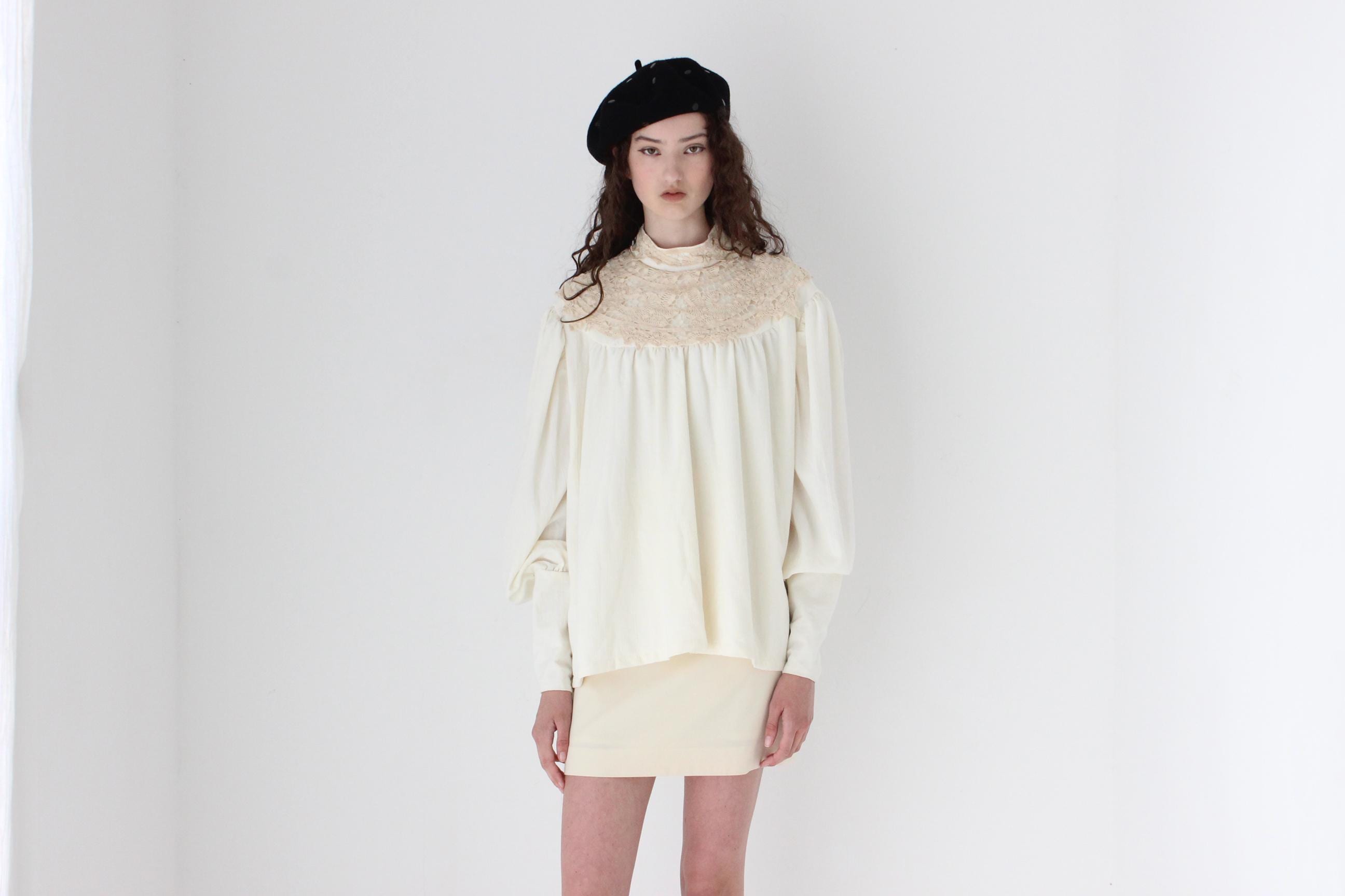 FRENCH COLLECTION 70s Gauze & Cotton Lace Artist Smock Top