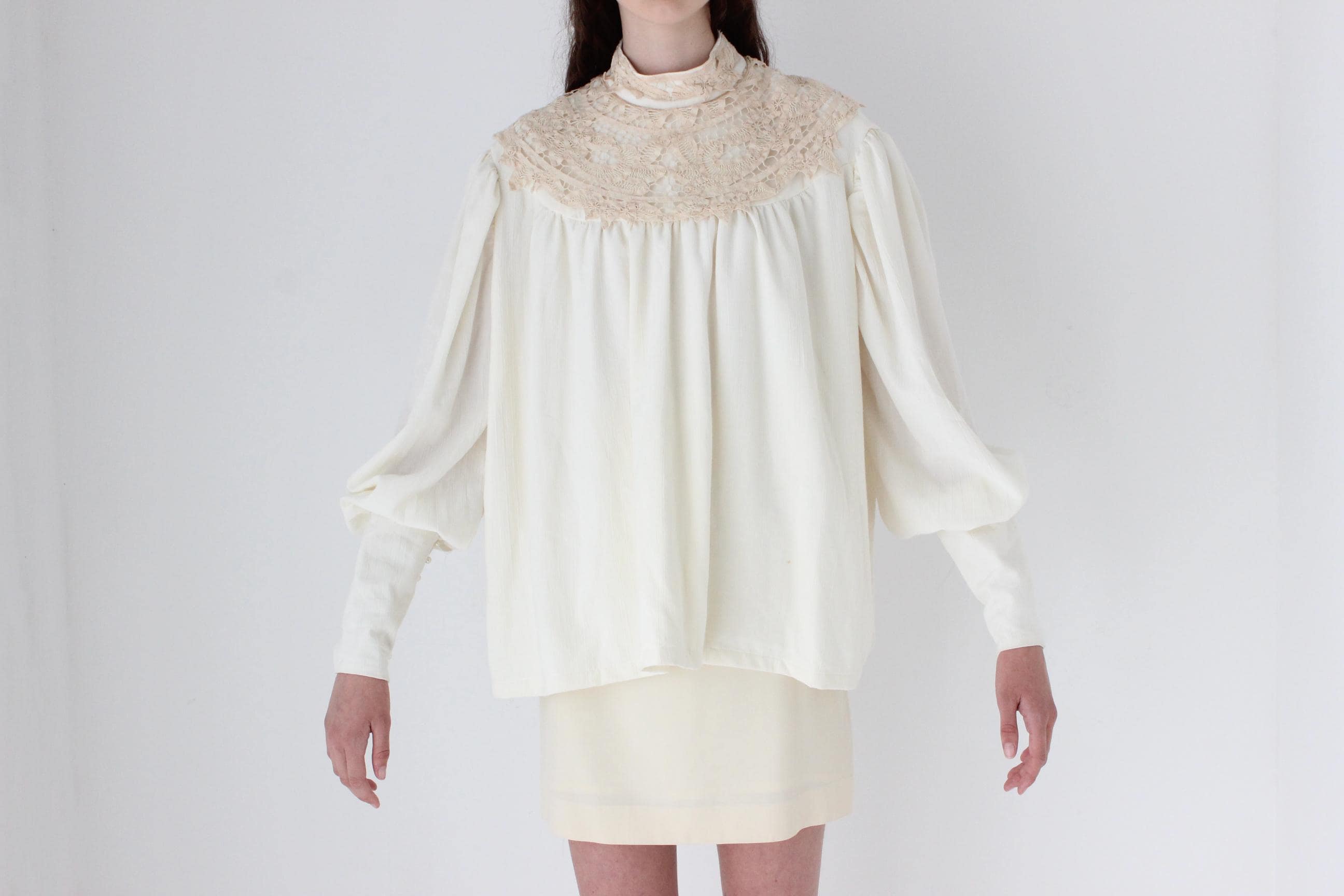 FRENCH COLLECTION 70s Gauze & Cotton Lace Artist Smock Top