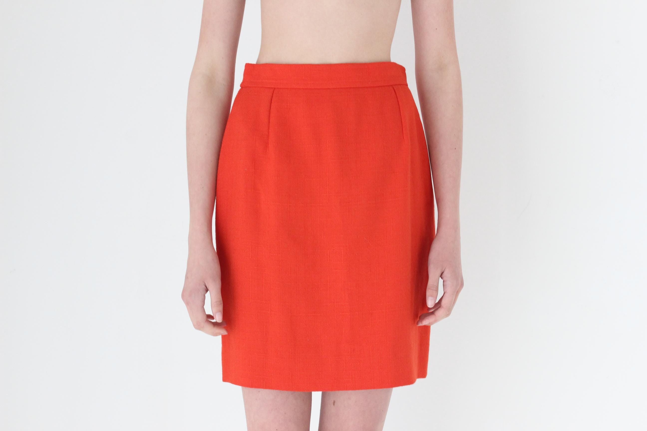 FRENCH COLLECTION 80s Christian Lacroix Woven Coral Mini Skirt