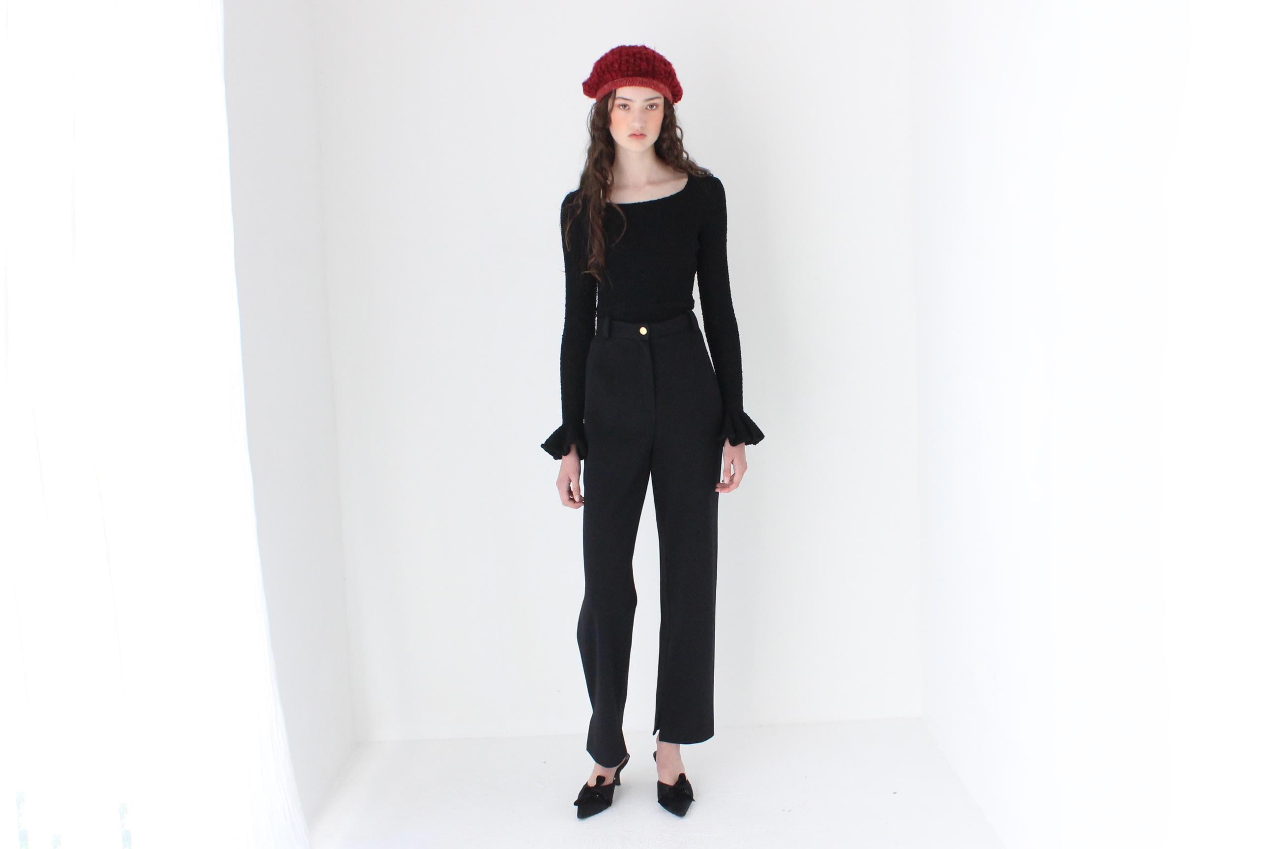 FRENCH COLLECTION 70s Stretch Boucle Knit Top w/ Ruffle Wrists