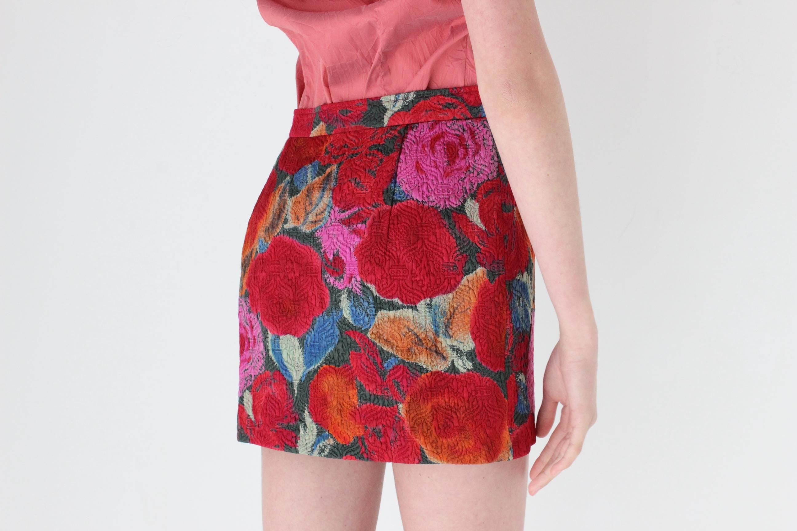 FRENCH COLLECTION 80s Emanuel Ungaro Parallele Quilted Silk Floral Mini Skirt