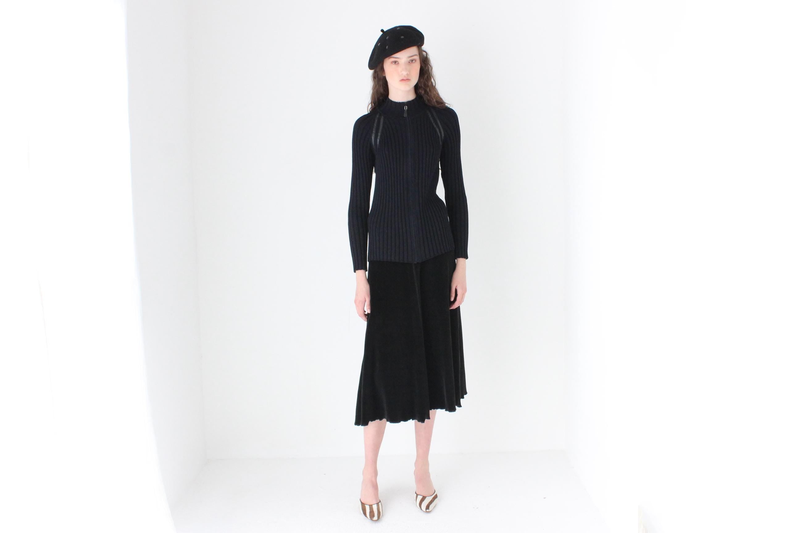 FRENCH COLLECTION 90s St John Sport Luxury Ribbed Zip Front Knit