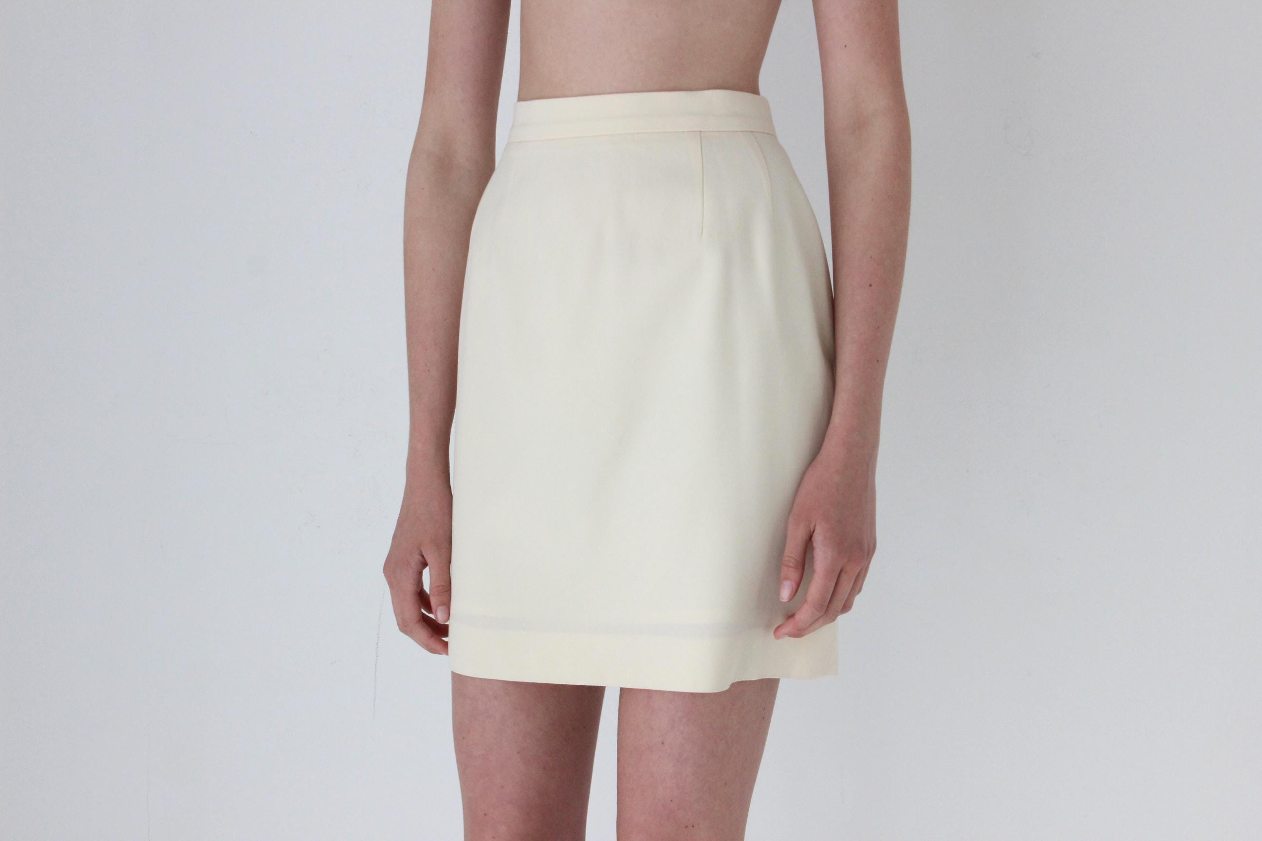 FRENCH COLLECTION 90s Lanvin Minimal Cream Mini Skirt