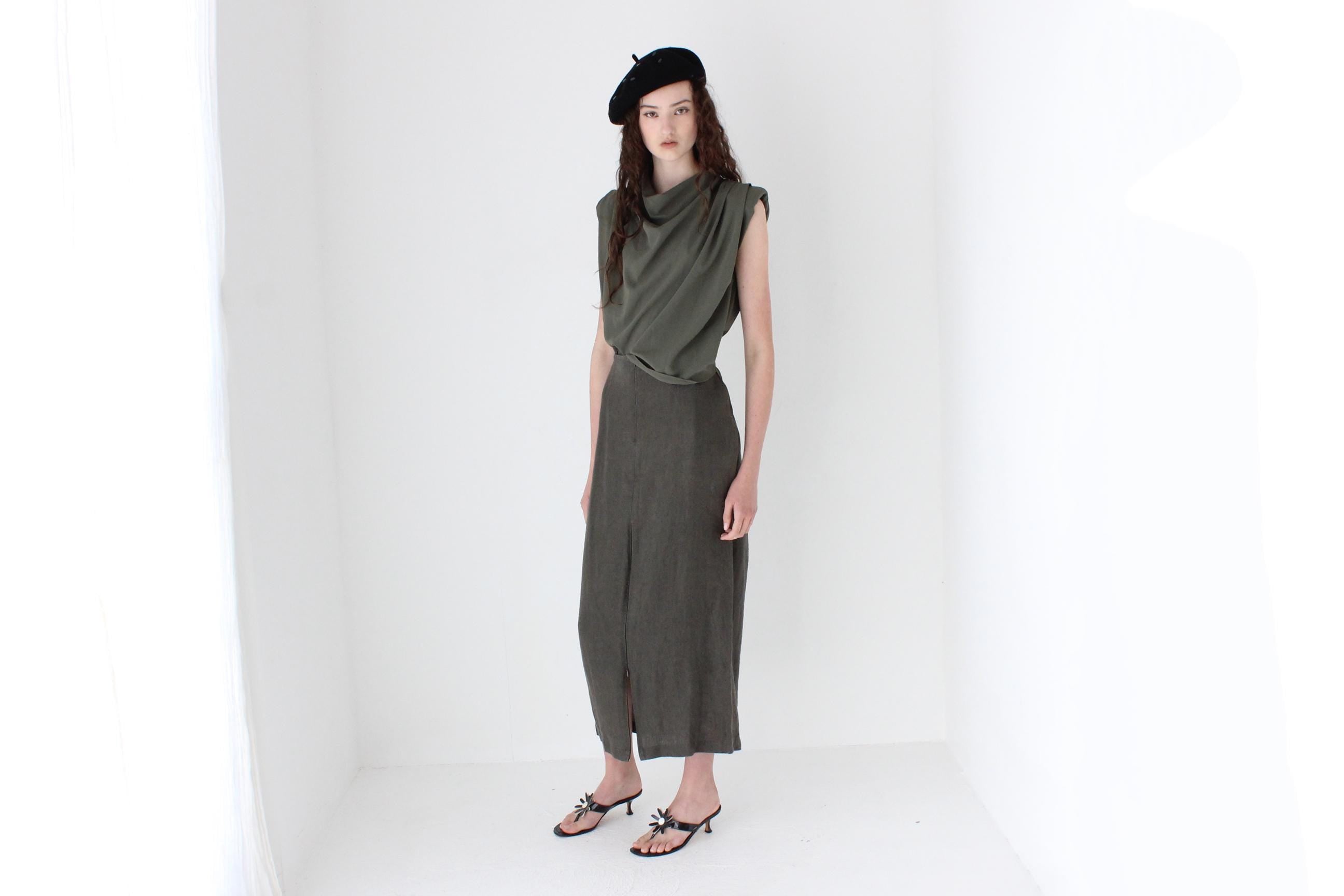 FRENCH COLLECTION 2000s Bold Shoulder / Cowl Neck Top