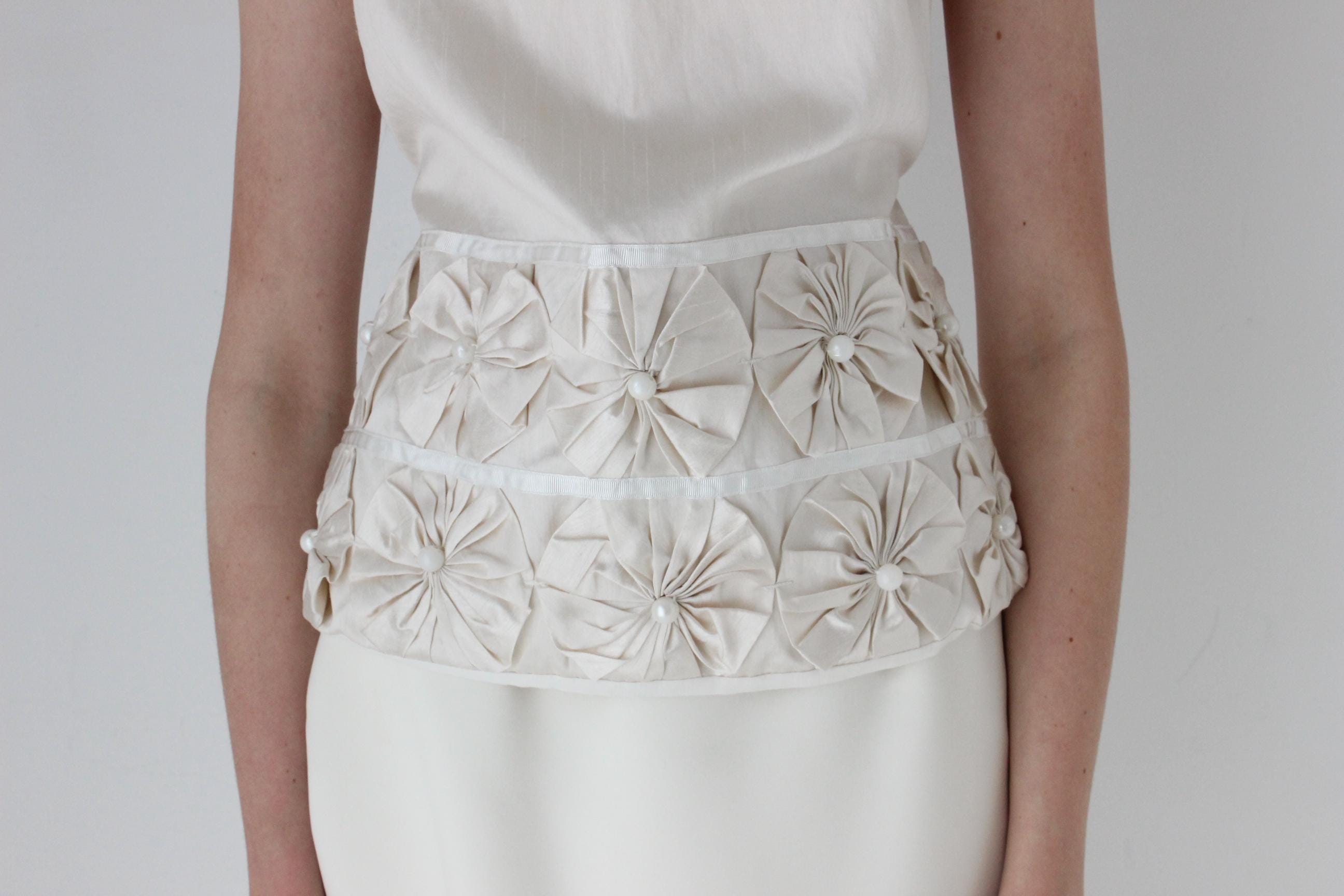 Avant Garde Pinwheel Pearl Halter Top