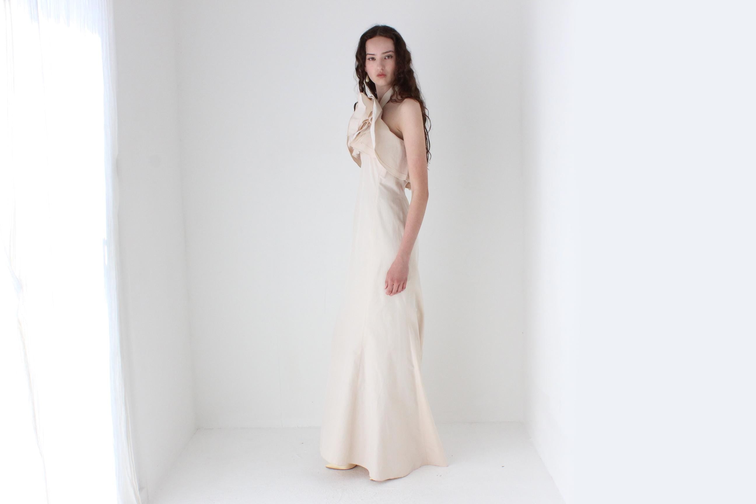 2000s Carla Zampatti Blush Pink Trumpet Hem Gown w/ Big Flower