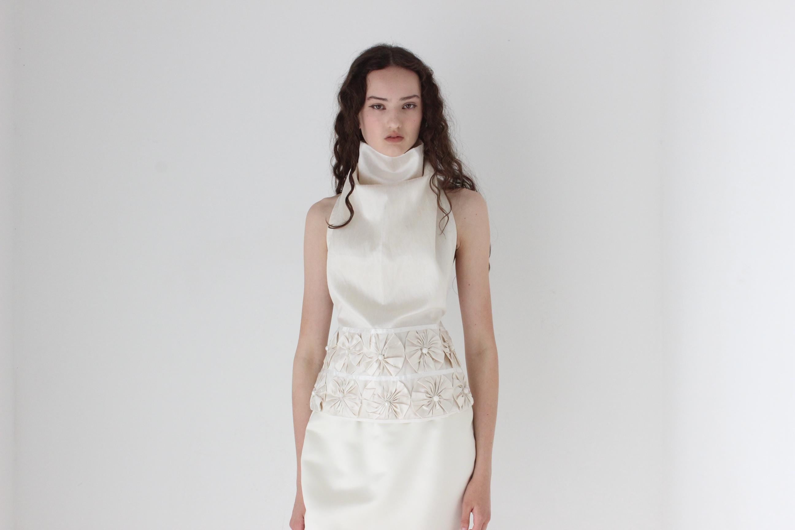 Avant Garde Pinwheel Pearl Halter Top