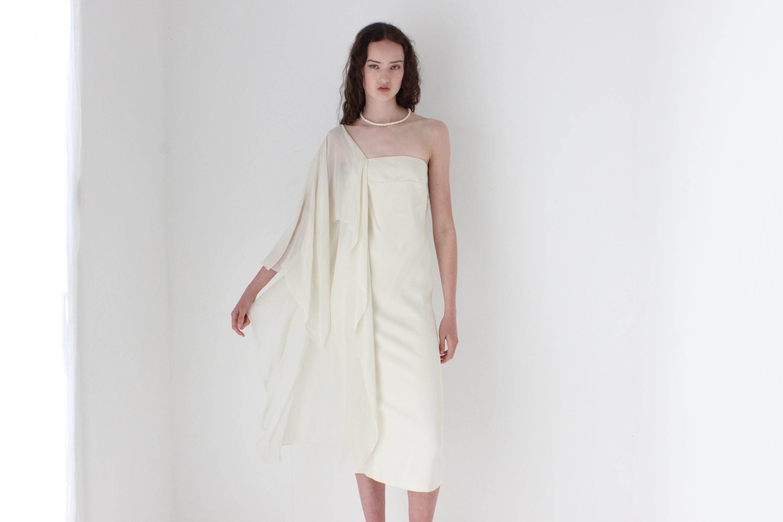 2000s Asymmetric One Shoulder Sheath Dress