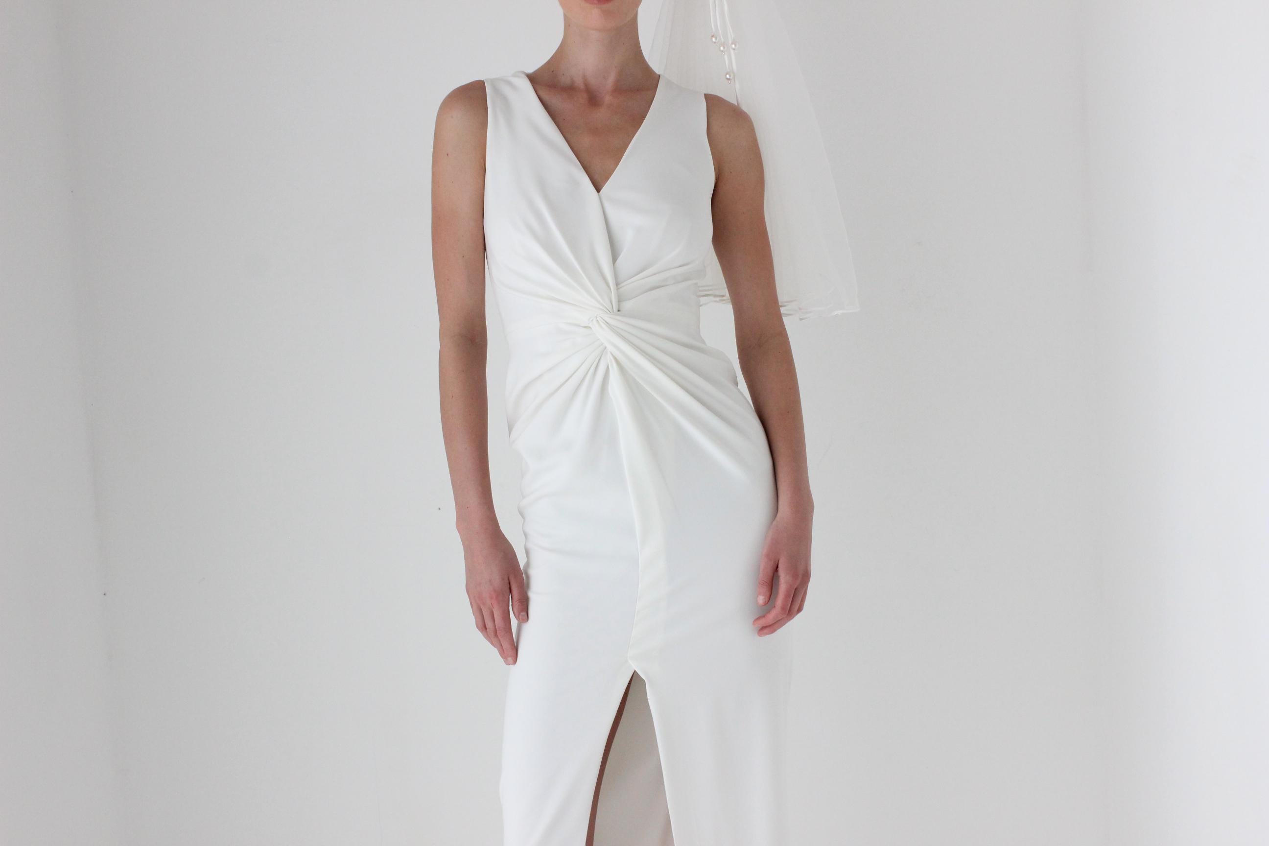 2000s Badgley Mischka Plunge Neck Twist Dress