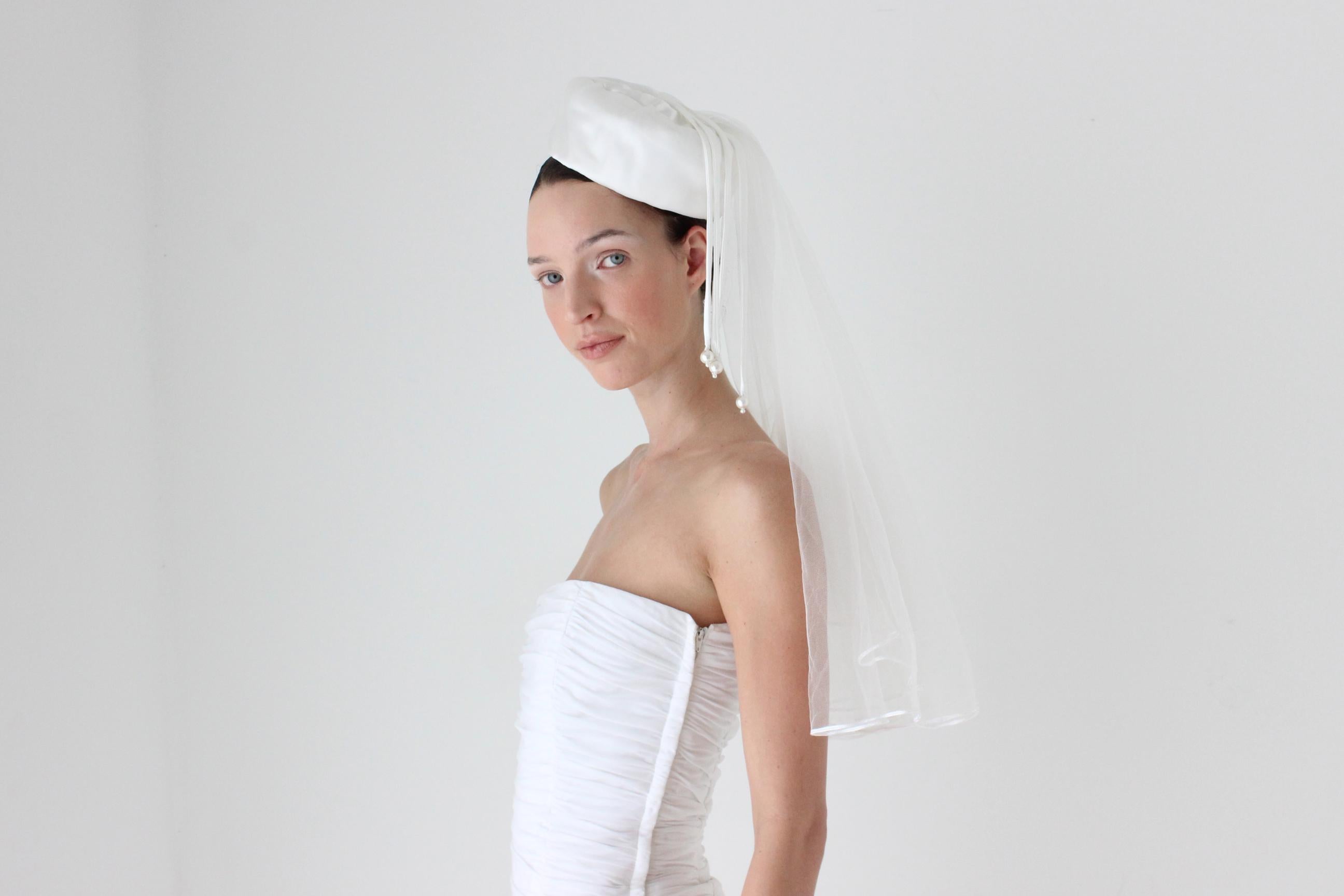 80s Satin Pillbox Bridal Hat w/ Veil