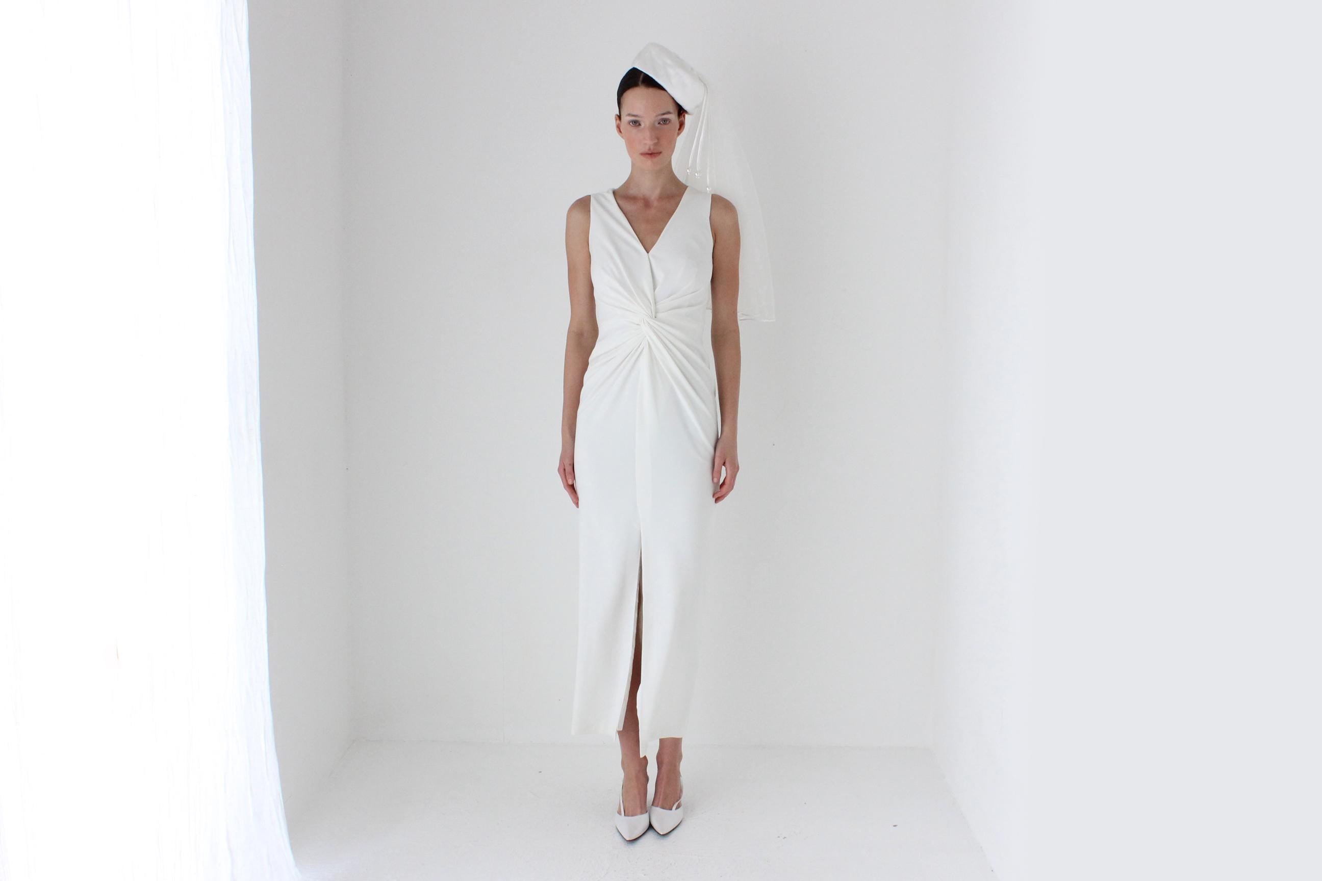 2000s Badgley Mischka Plunge Neck Twist Dress