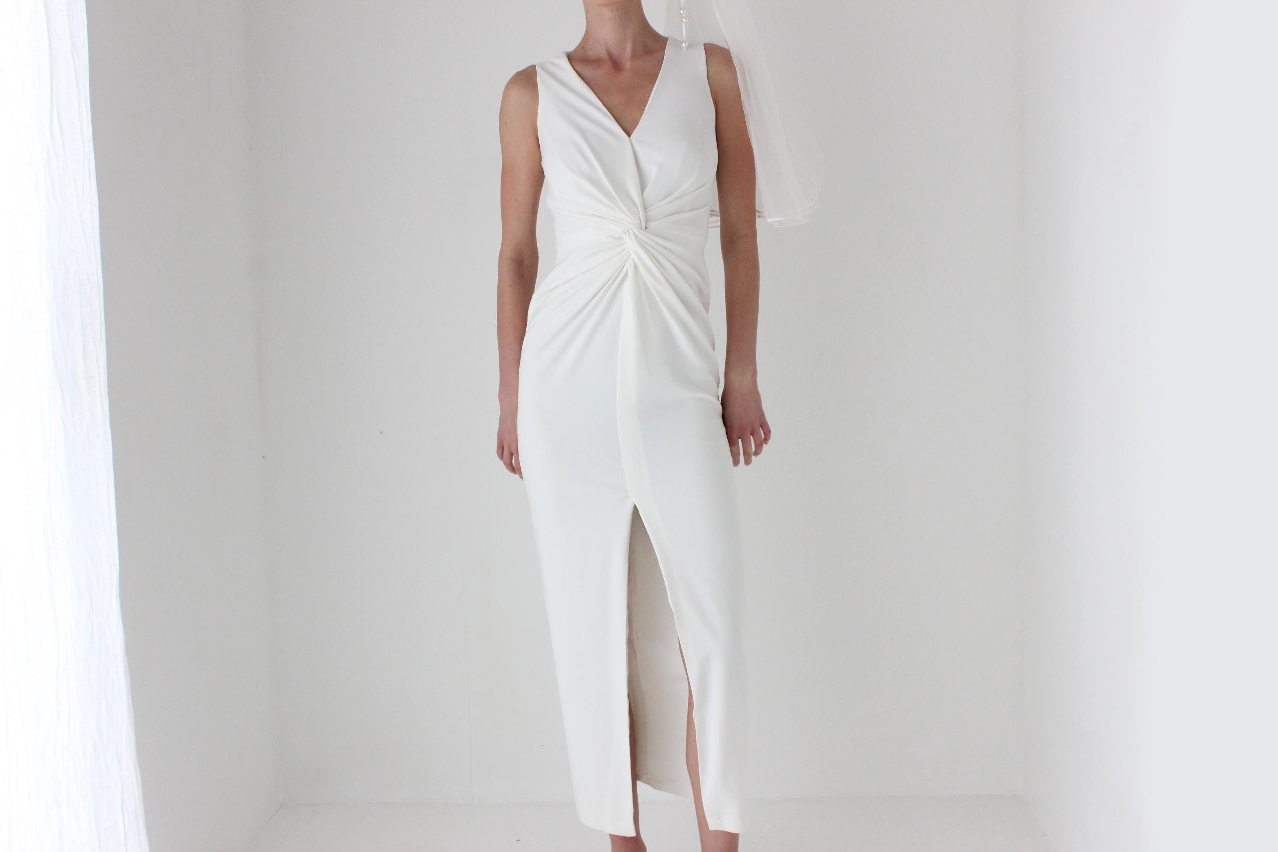 2000s Badgley Mischka Plunge Neck Twist Dress