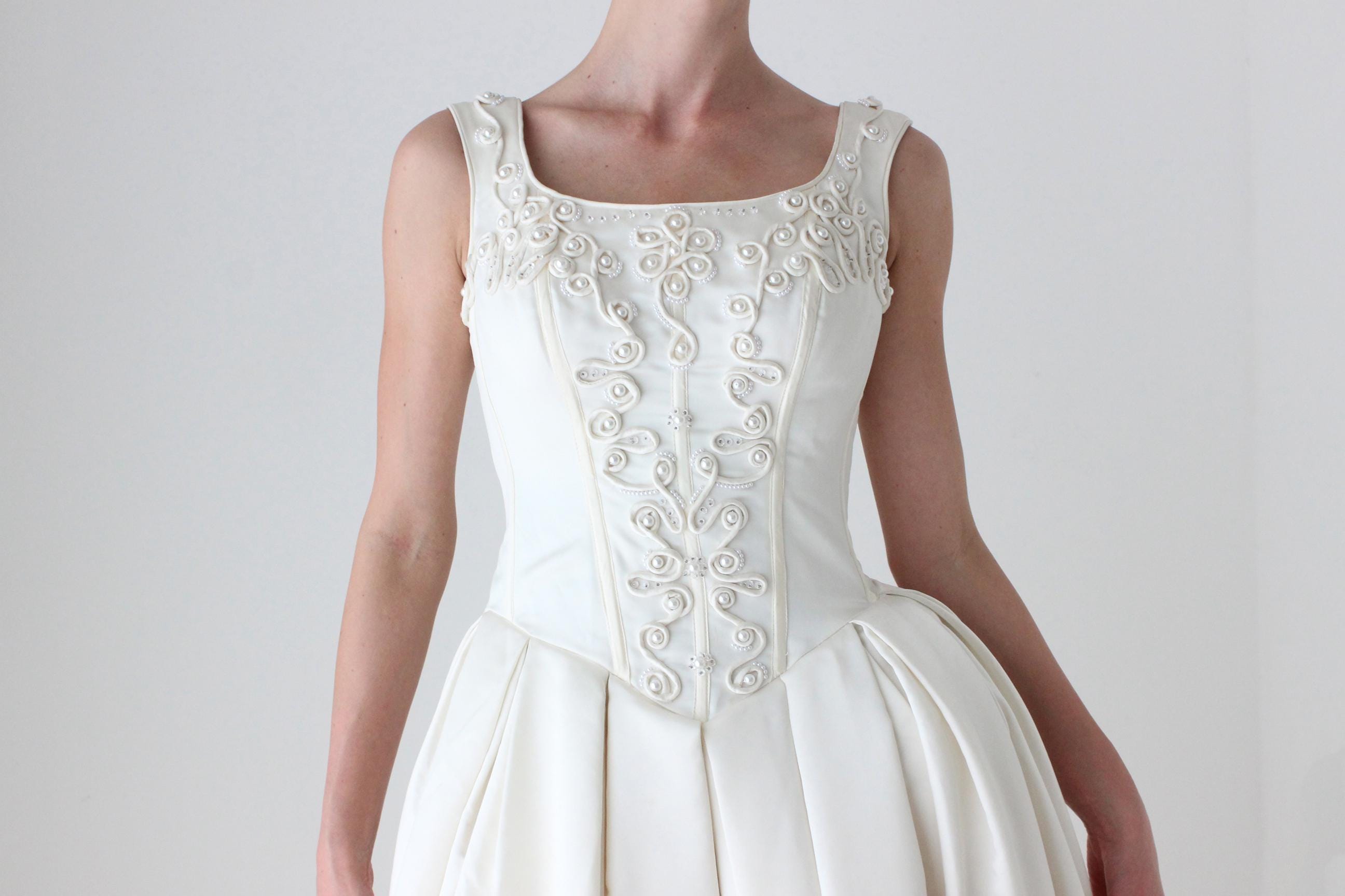 1997 Renaissance Bride Courtier Corset Pearl Bodice Wedding Gown