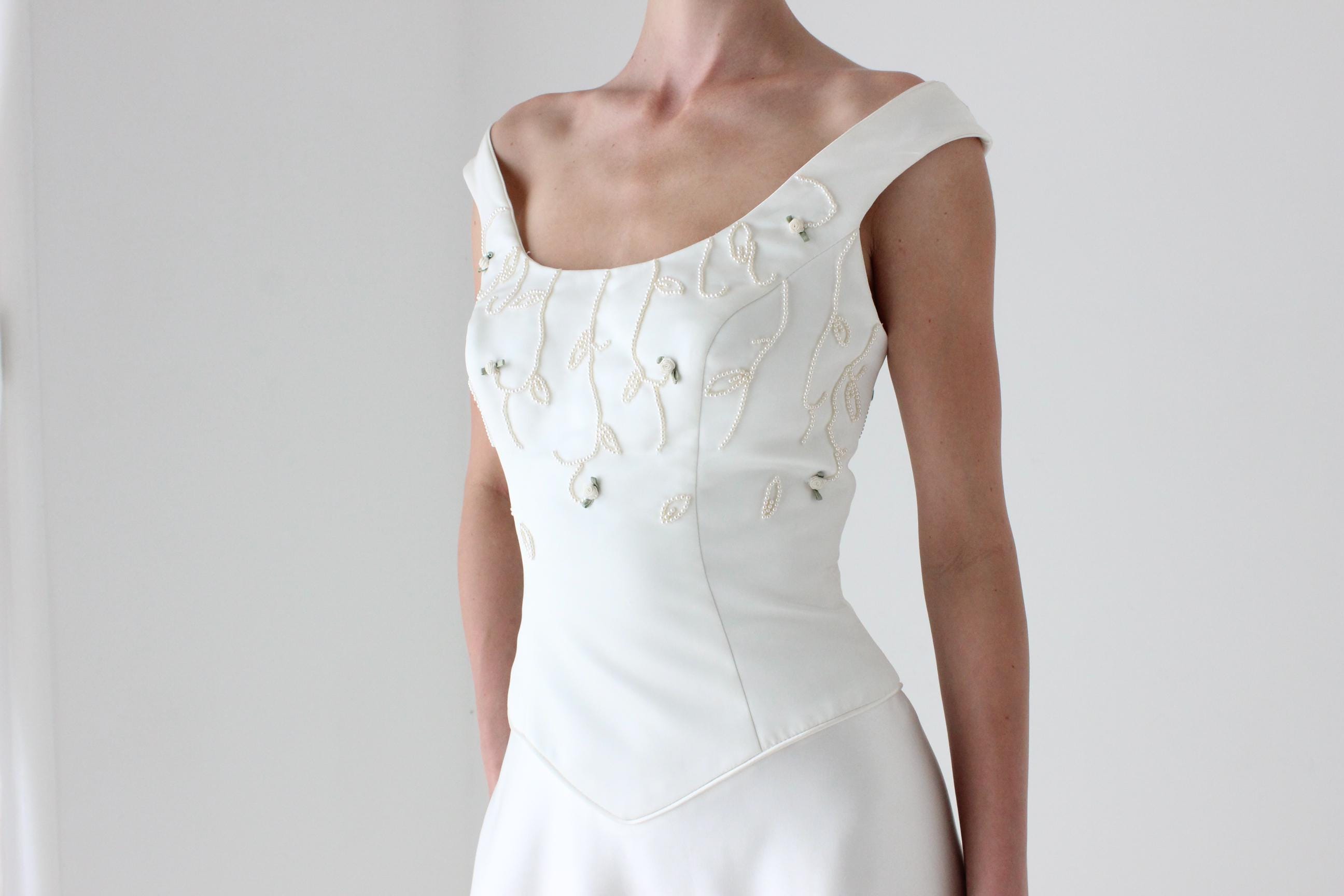 Romantic 1990s Duchess Satin Pearl Bodice Wedding Gown