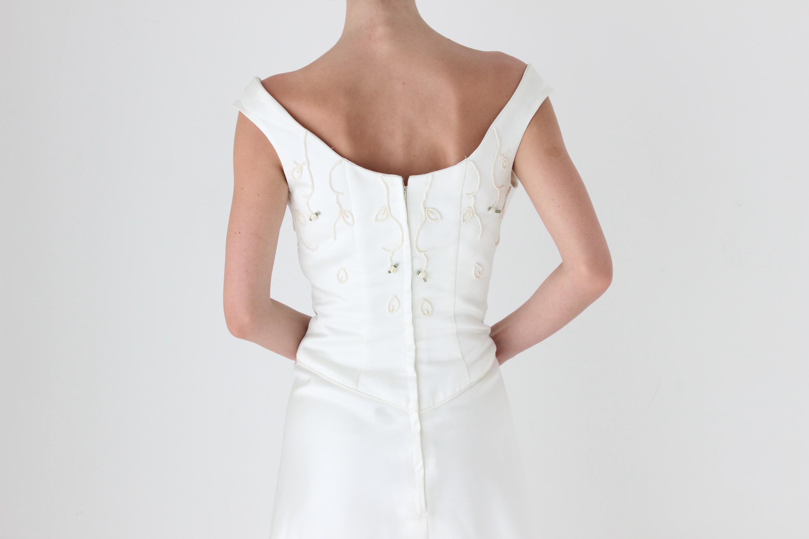 Romantic 1990s Duchess Satin Pearl Bodice Wedding Gown