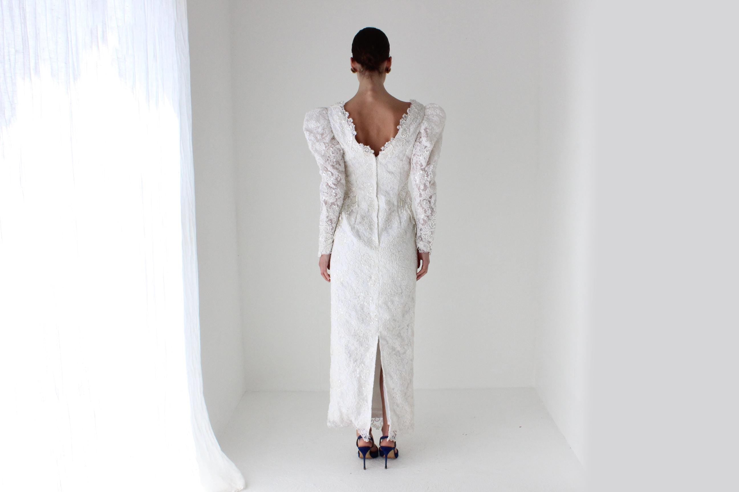 Fab 1980s Vegas Wedding Lace Puff Shoulder Dress