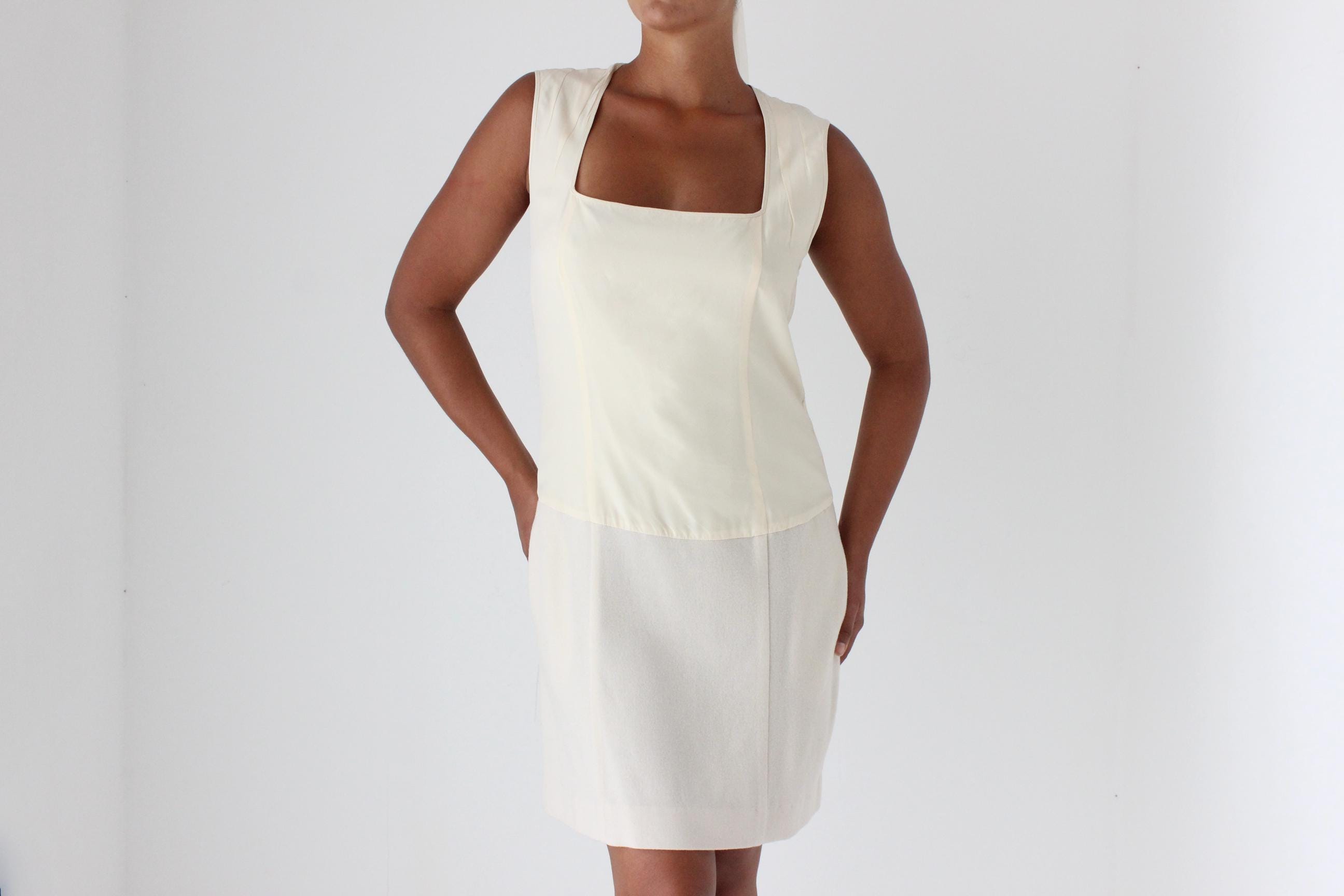 Elegant 2000s Narcisco Rodriguez Silk & Wool Mini