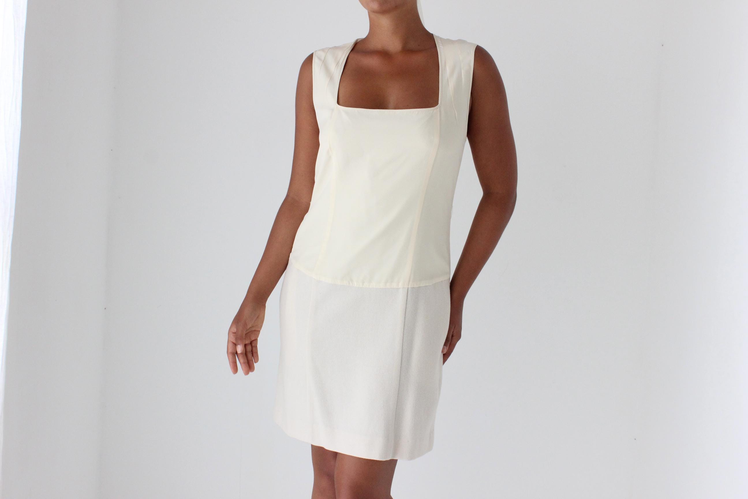 Elegant 2000s Narcisco Rodriguez Silk & Wool Mini