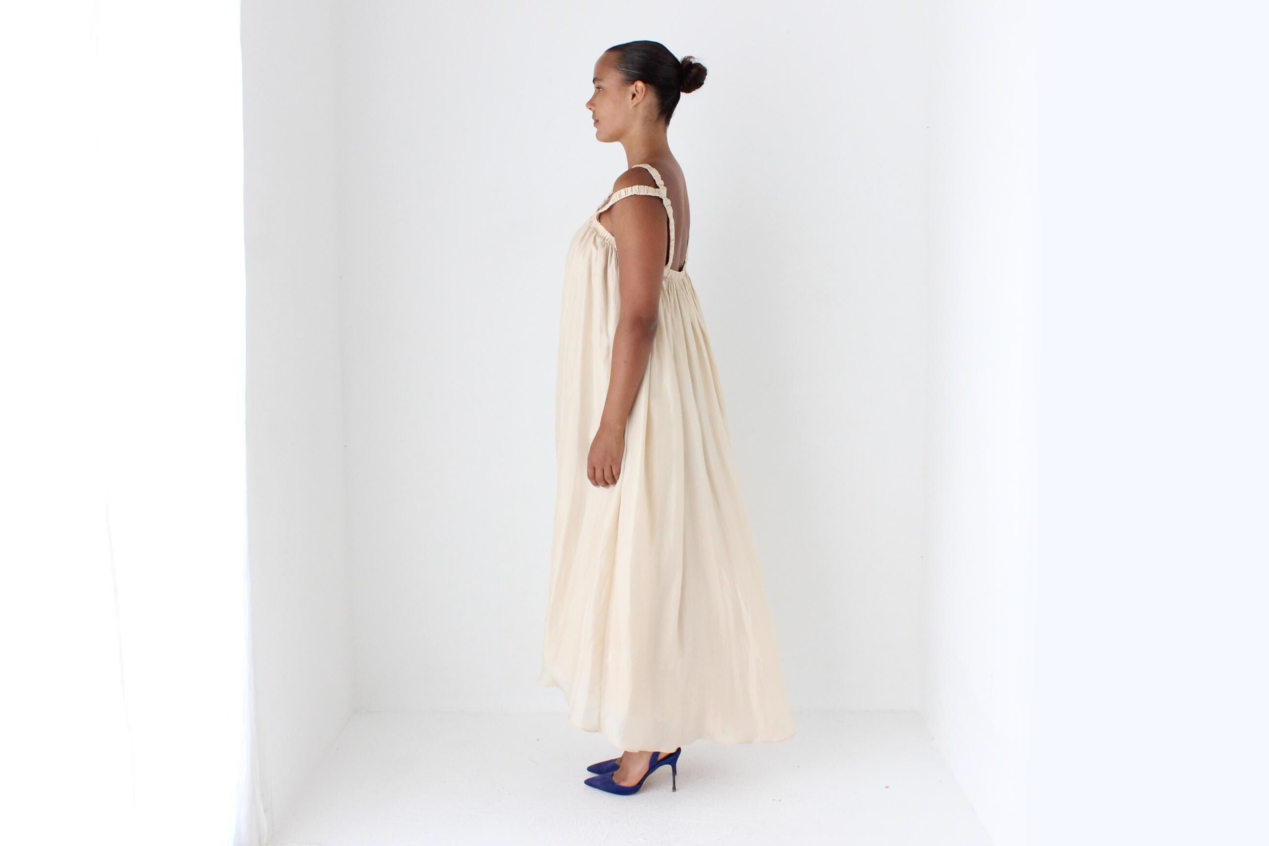 2000s Kirrily Johnson Featherweight Pure Silk Trapeze Dress
