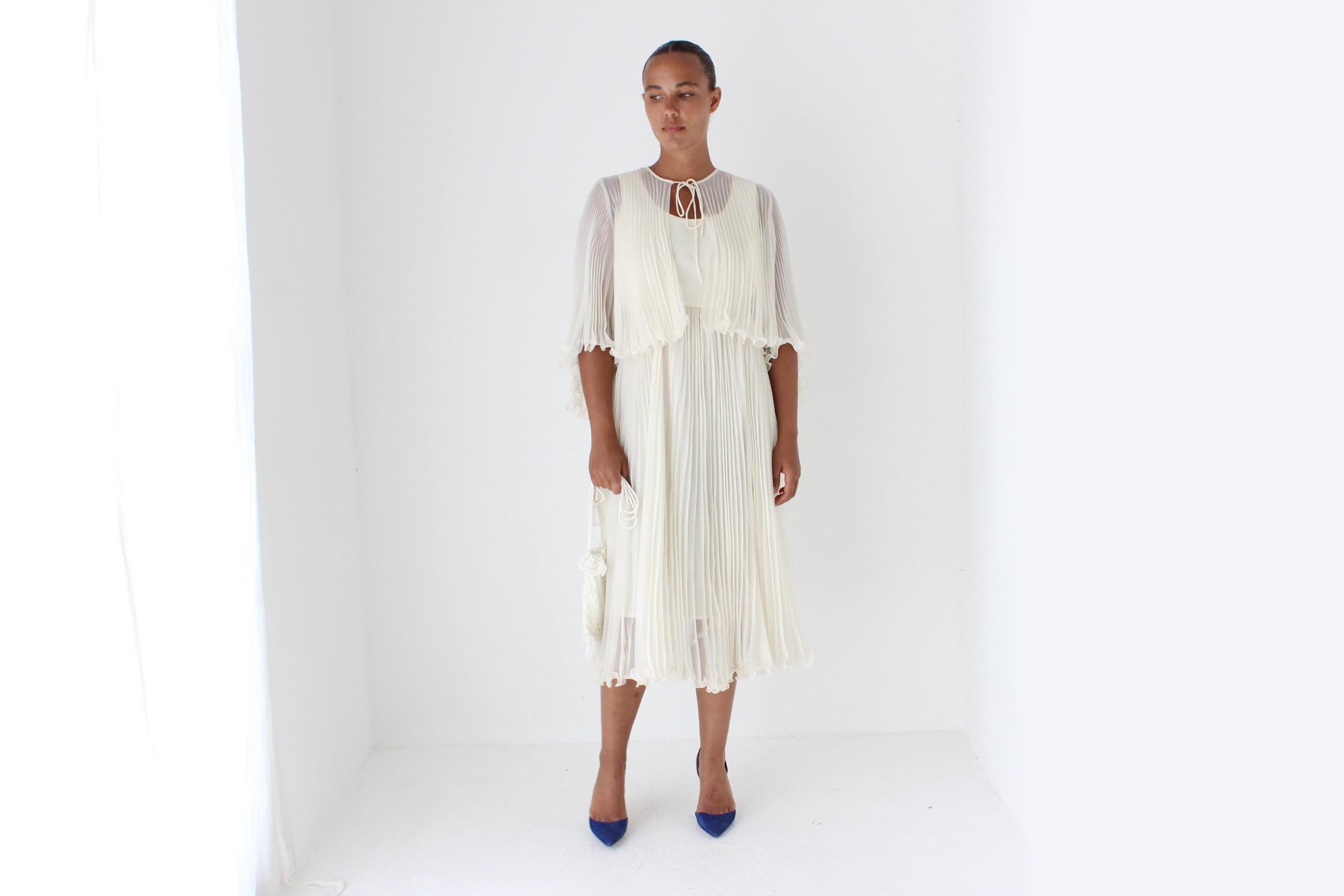80s Ivory Beaded Drawstring Bag