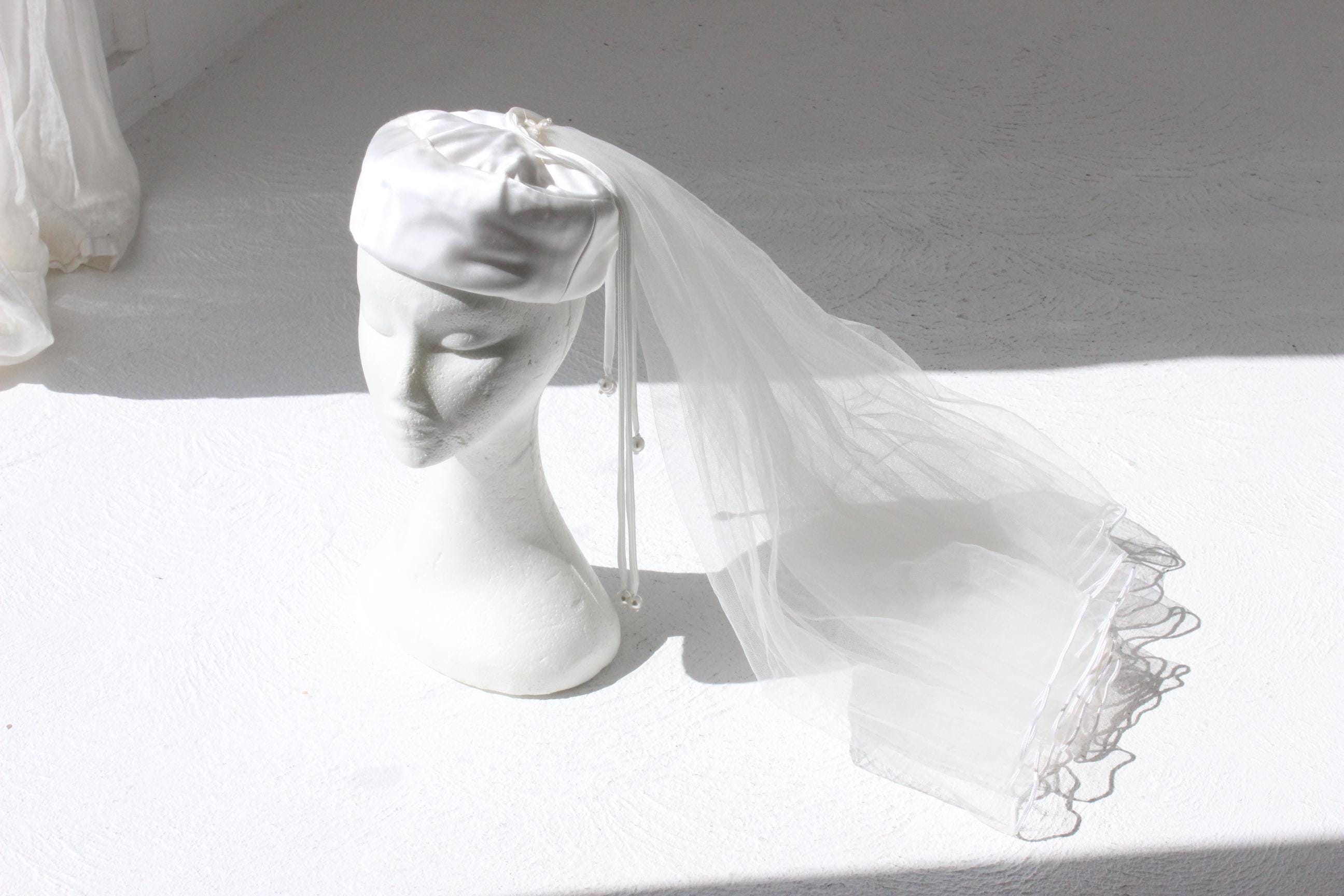 80s Satin Pillbox Bridal Hat w/ Veil