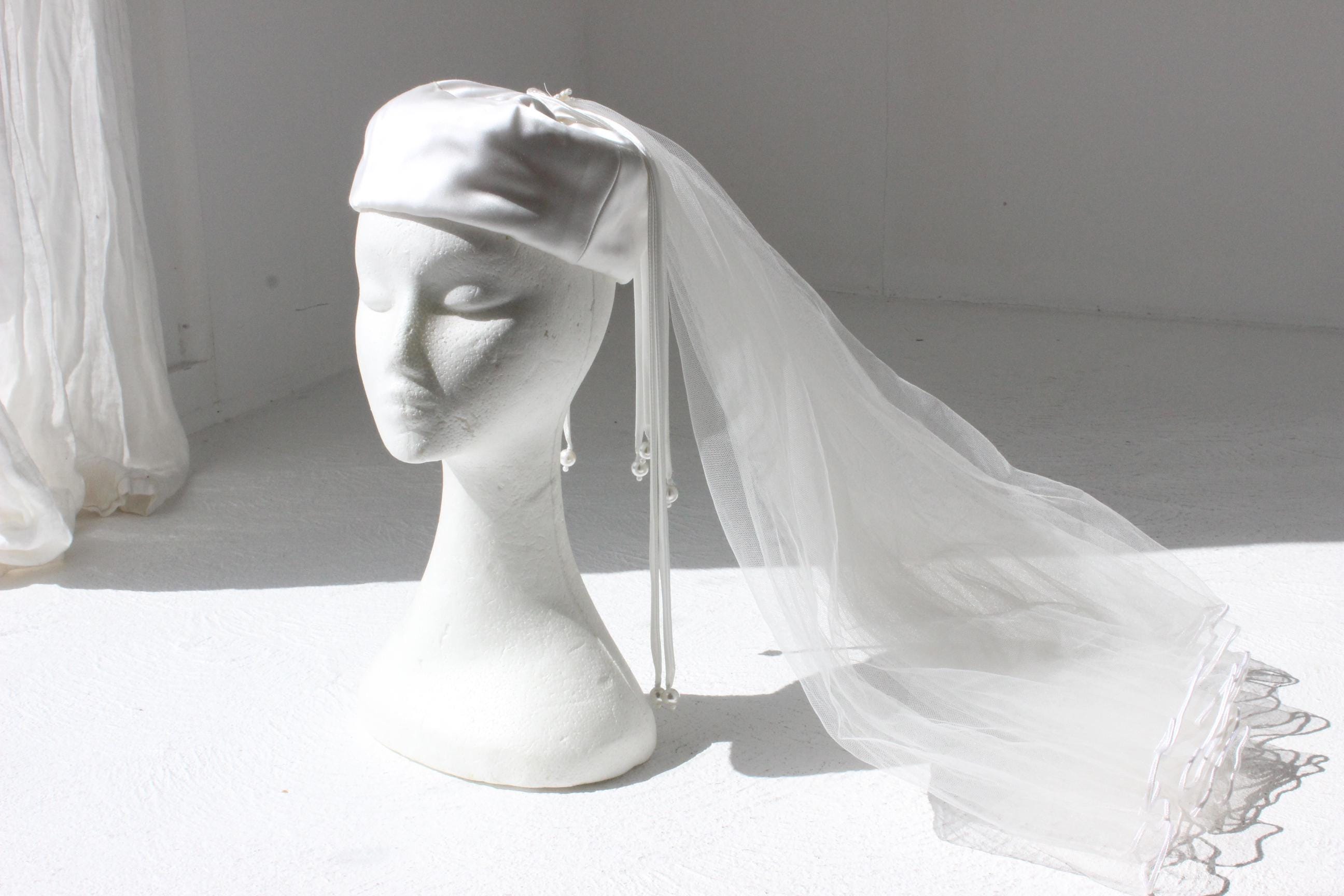 80s Satin Pillbox Bridal Hat w/ Veil