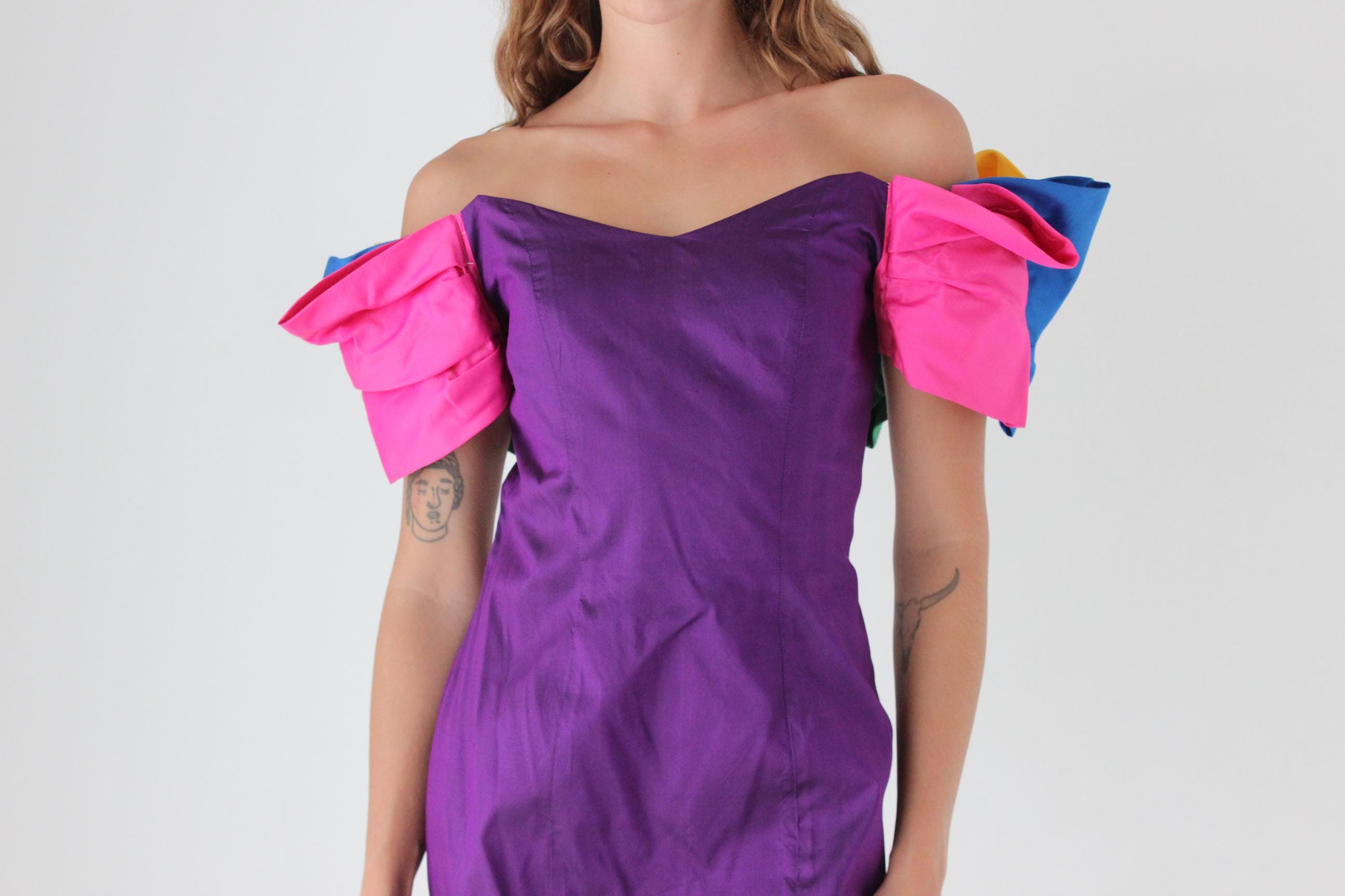 Sculptural 80s Rainbow Origami Mini