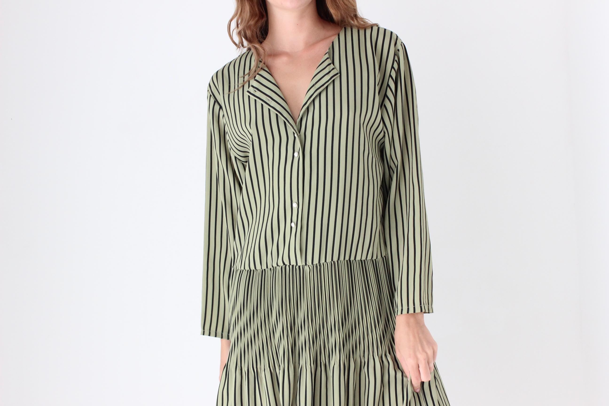 80s Australian Vintage Relaxed Striped Drop Waist Dress