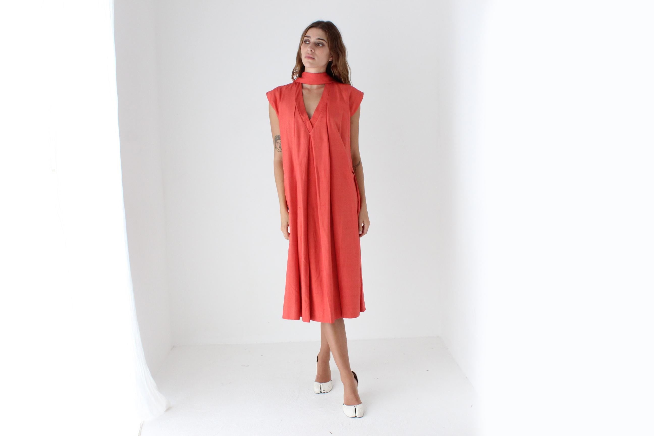 Handmade 80s Relaxed Coral V Neck Dress w/ Sash