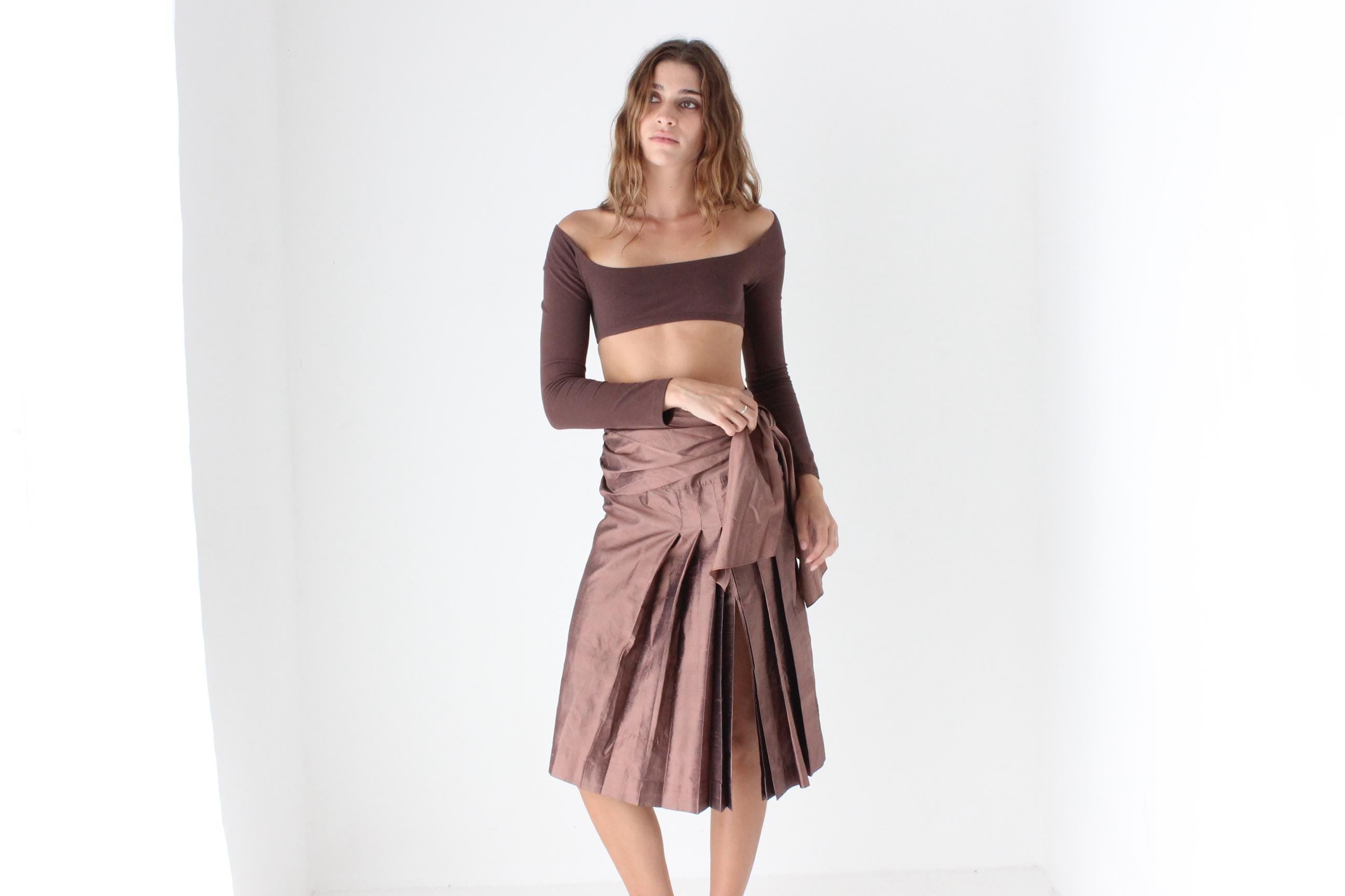 Gil Rodriguez 'El Tigre' Scoop Neck Crop