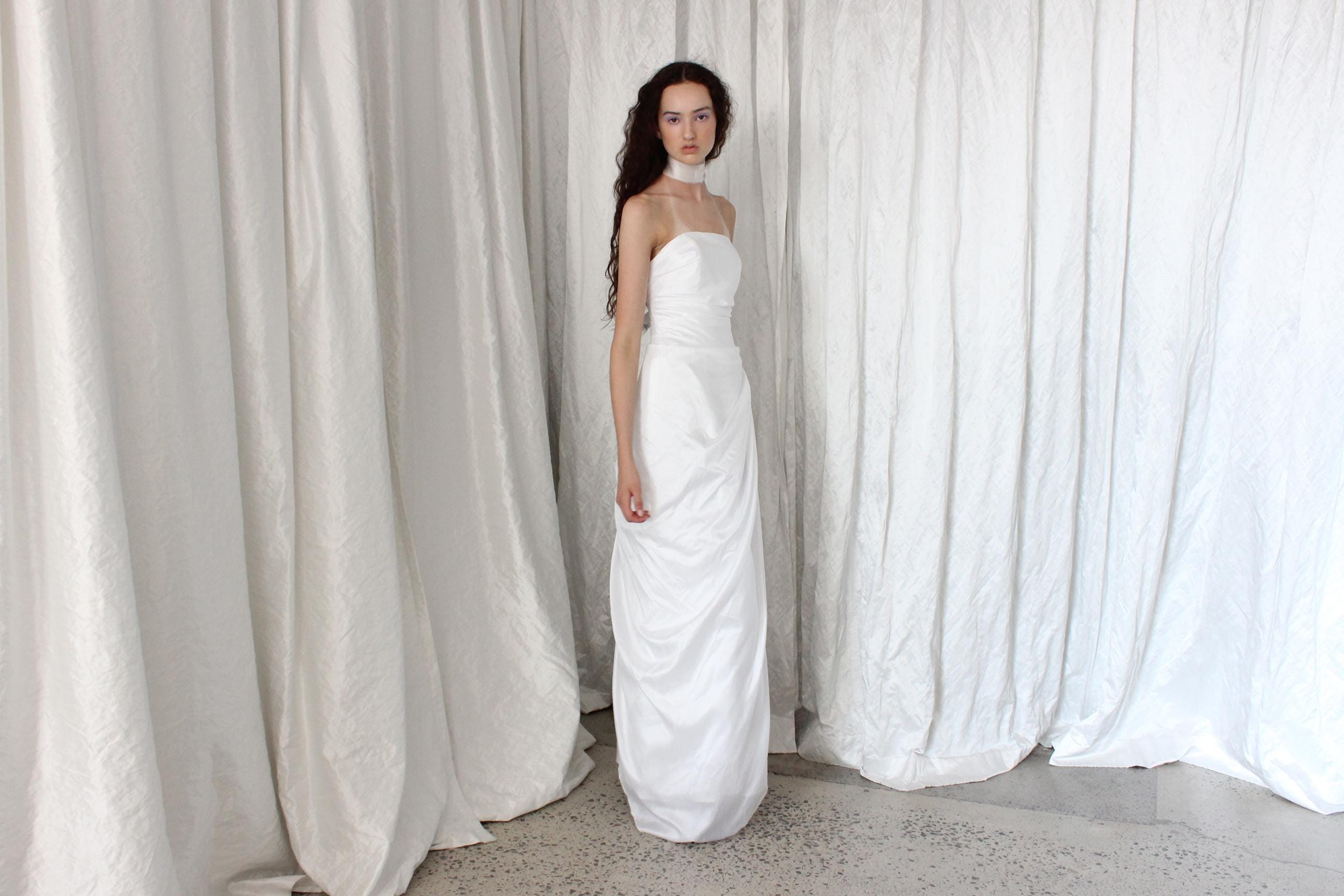80s Pure White Strapless Wedding Gown w/ Multi-Way Skirt & Rosettes