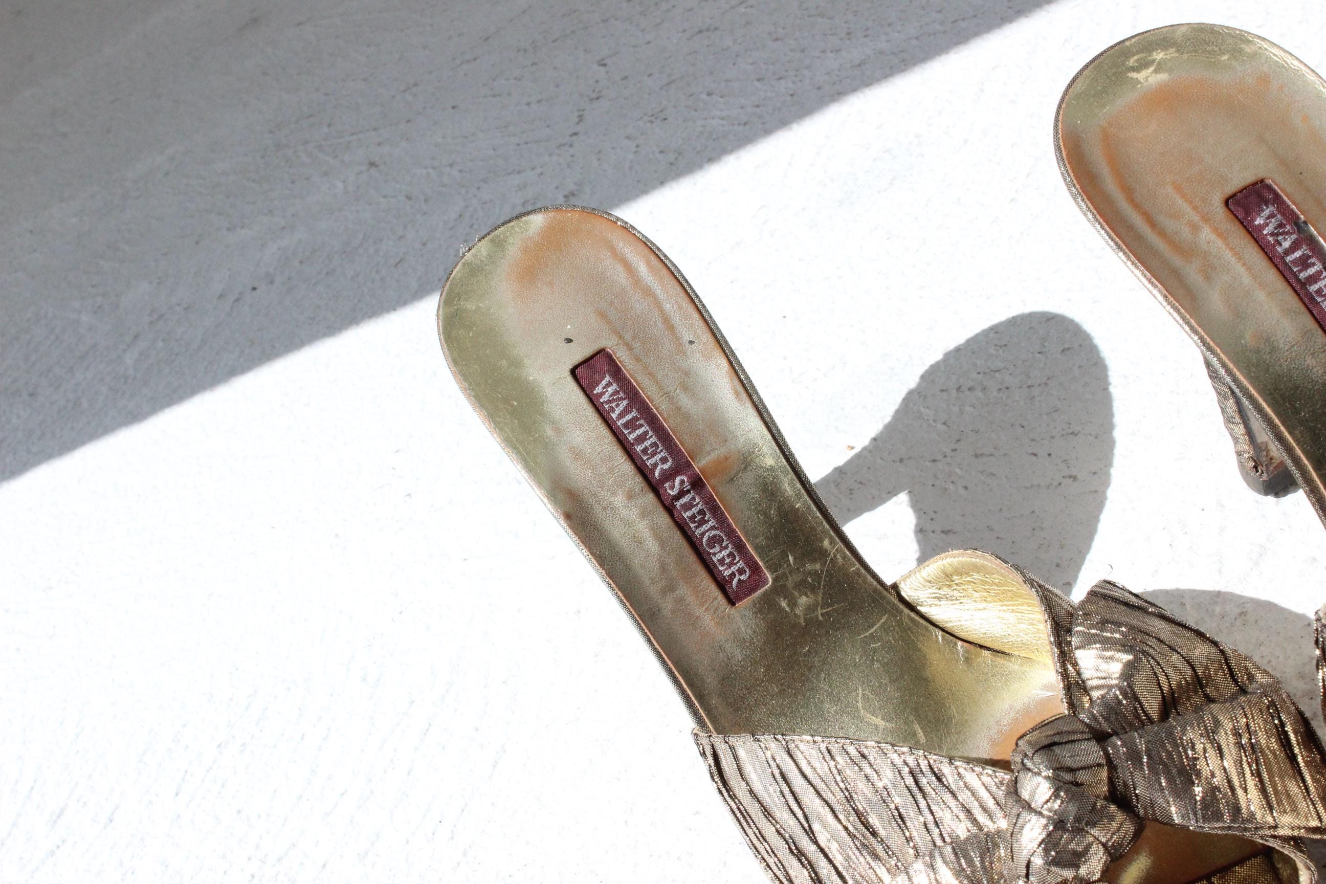 80s Gold Metallic Lamé Open Toe Bow Heels - Euro 40