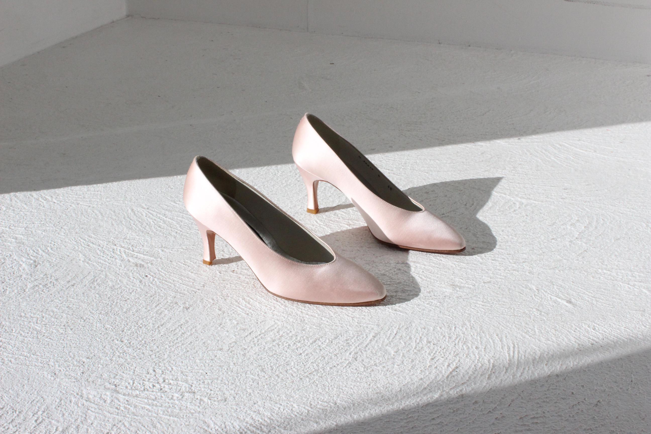 90s Stuart Weitzman Ballet Pink Satin Pumps - Euro 35