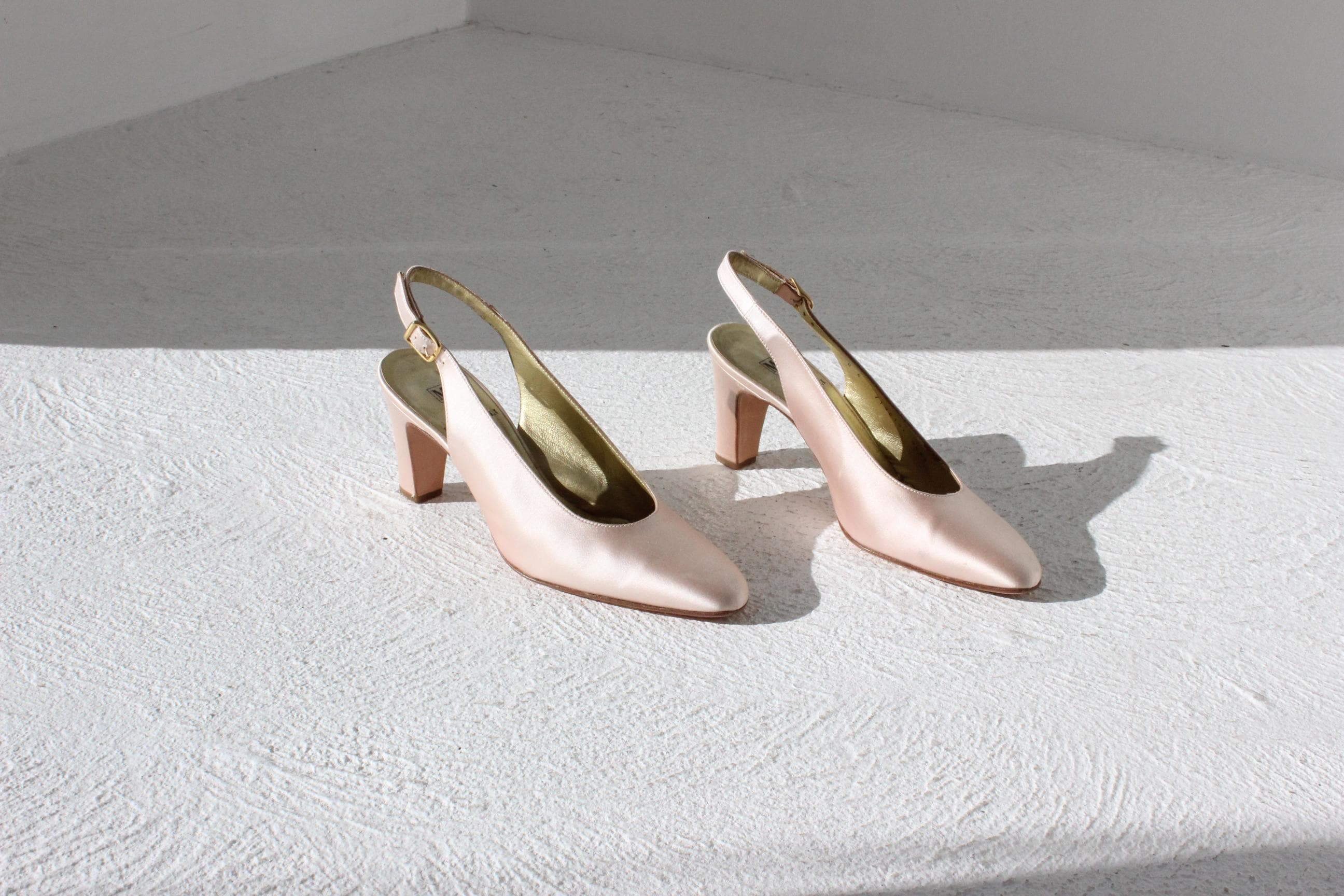 90s Bruno Magli Ballet Pink Satin Heels - Euro 36