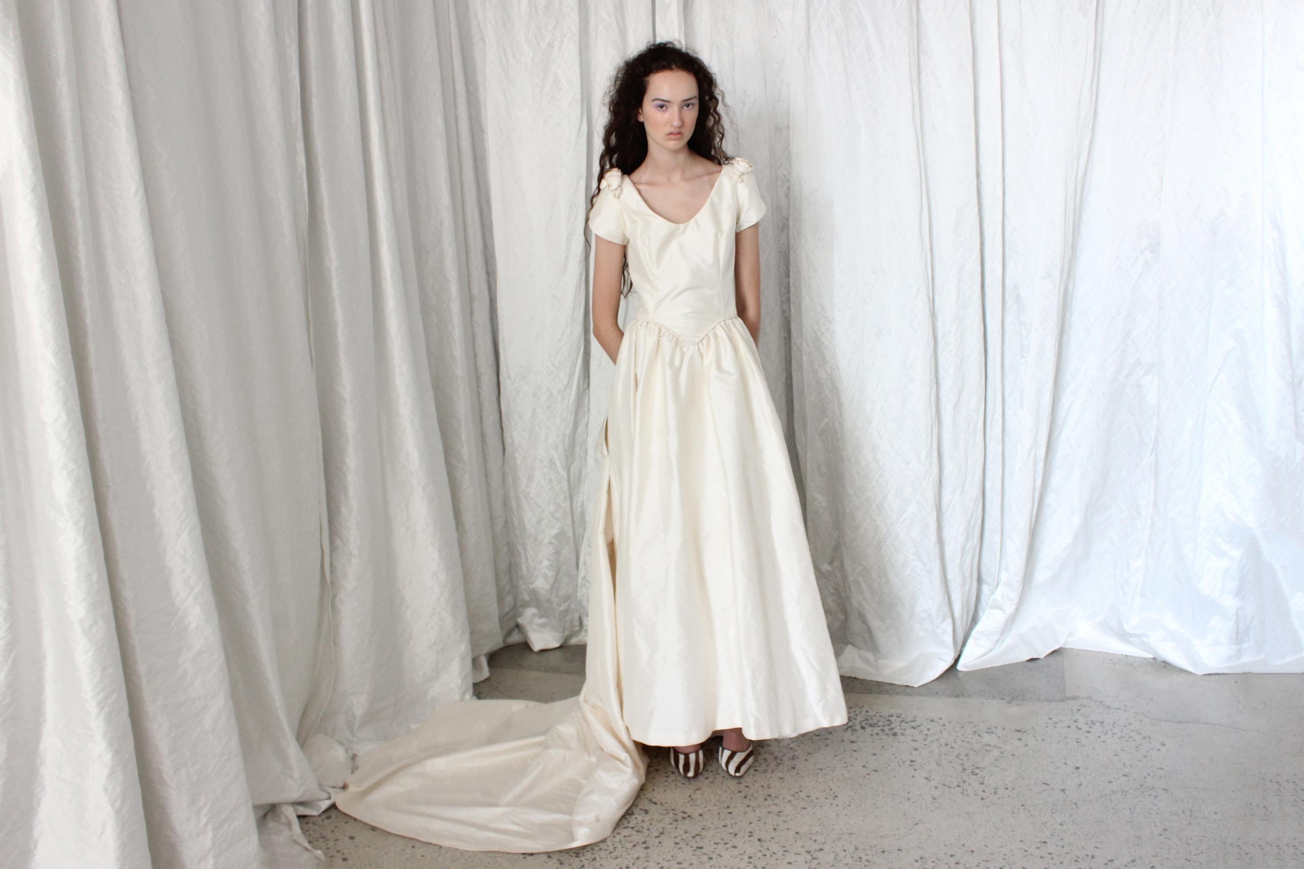 90s Silk Dupion Scoop Neck, Short Sleeve, Basque Waist Wedding Gown w/ Rosettes, Bow Train